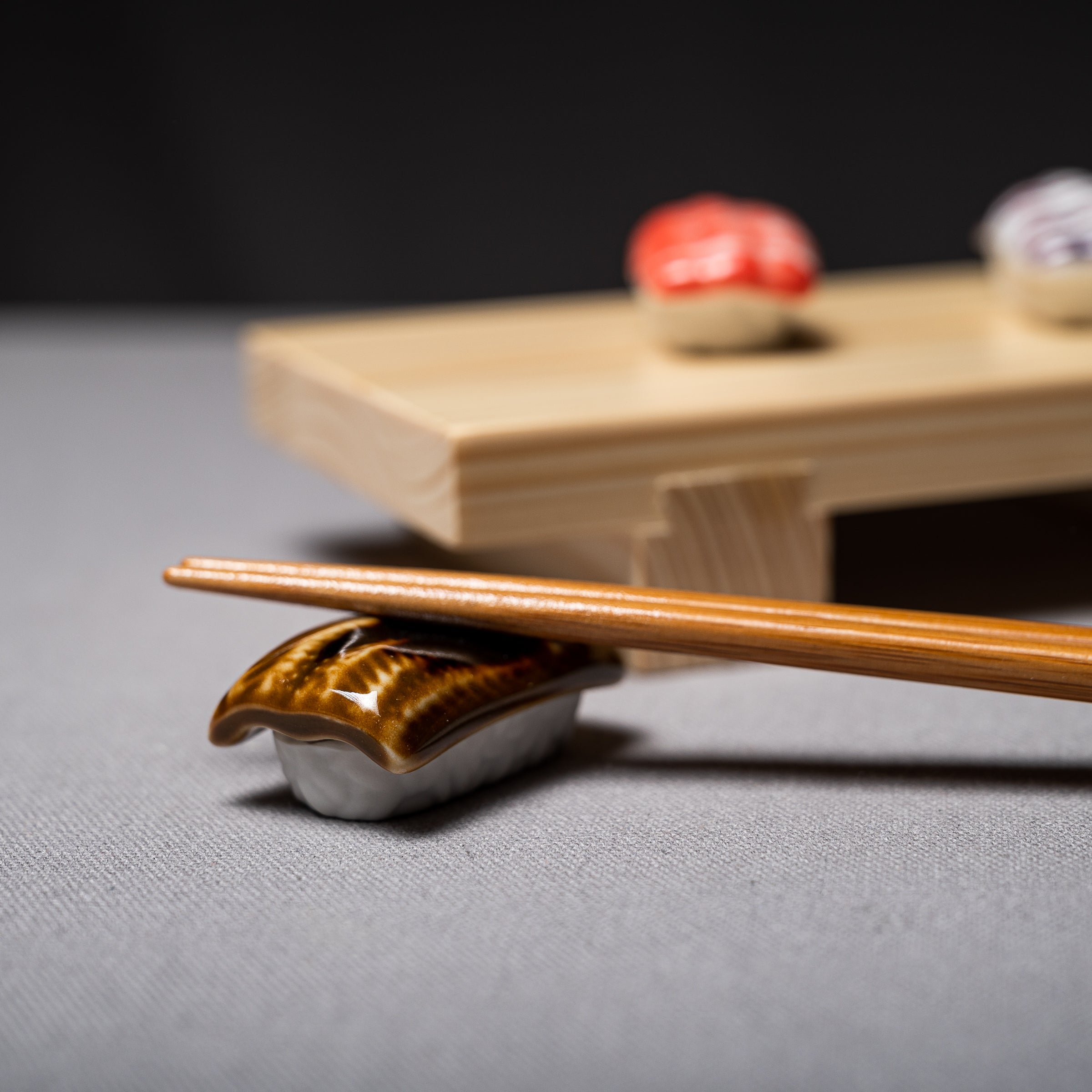 Premium Sushi Nigiri Chopstick Rest - Elegant Single Piece for Japanese Dining, Sushi Parties & Asian Tableware Decor