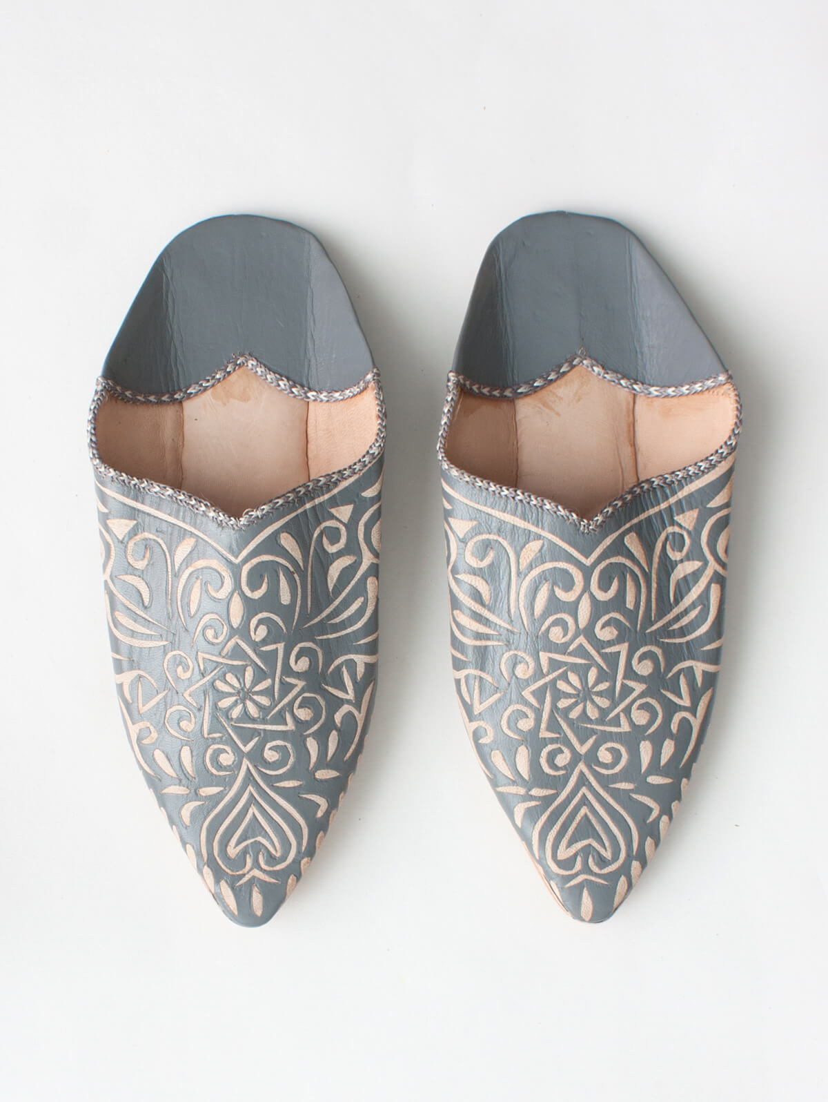 Authentic Moroccan Decorative Babouche Slippers for Women & Men - Soft Grey Leather House Shoes | Perfect for Home, Lounge & Cultural Fashion