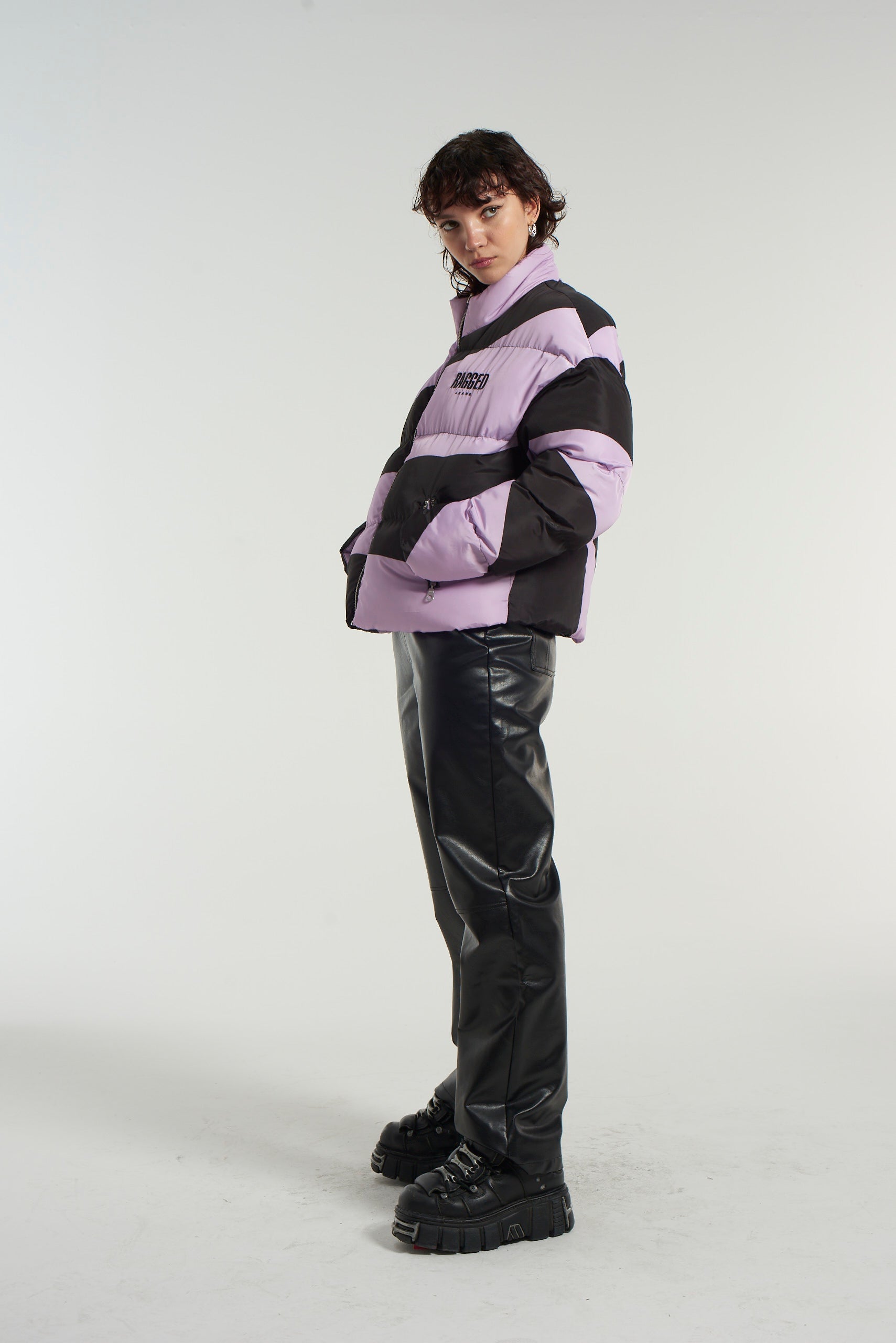 Stylish Lilac & Black Puffer Jacket for Women - Lightweight Winter Coat with Warm Insulation - Perfect for Outdoor Activities, Travel & Cold Weather Fashion