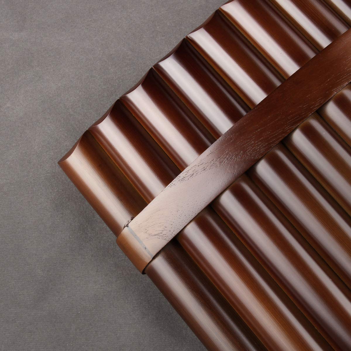 Professional 22/25 Pipes C Key Pan Flute - Traditional Chinese Musical Instrument with Brown Finish & Black PU Bag - Easy to Learn Panpipes for Beginners (Right Hand) - Perfect for Live Performances, Music Therapy & Cultural Events