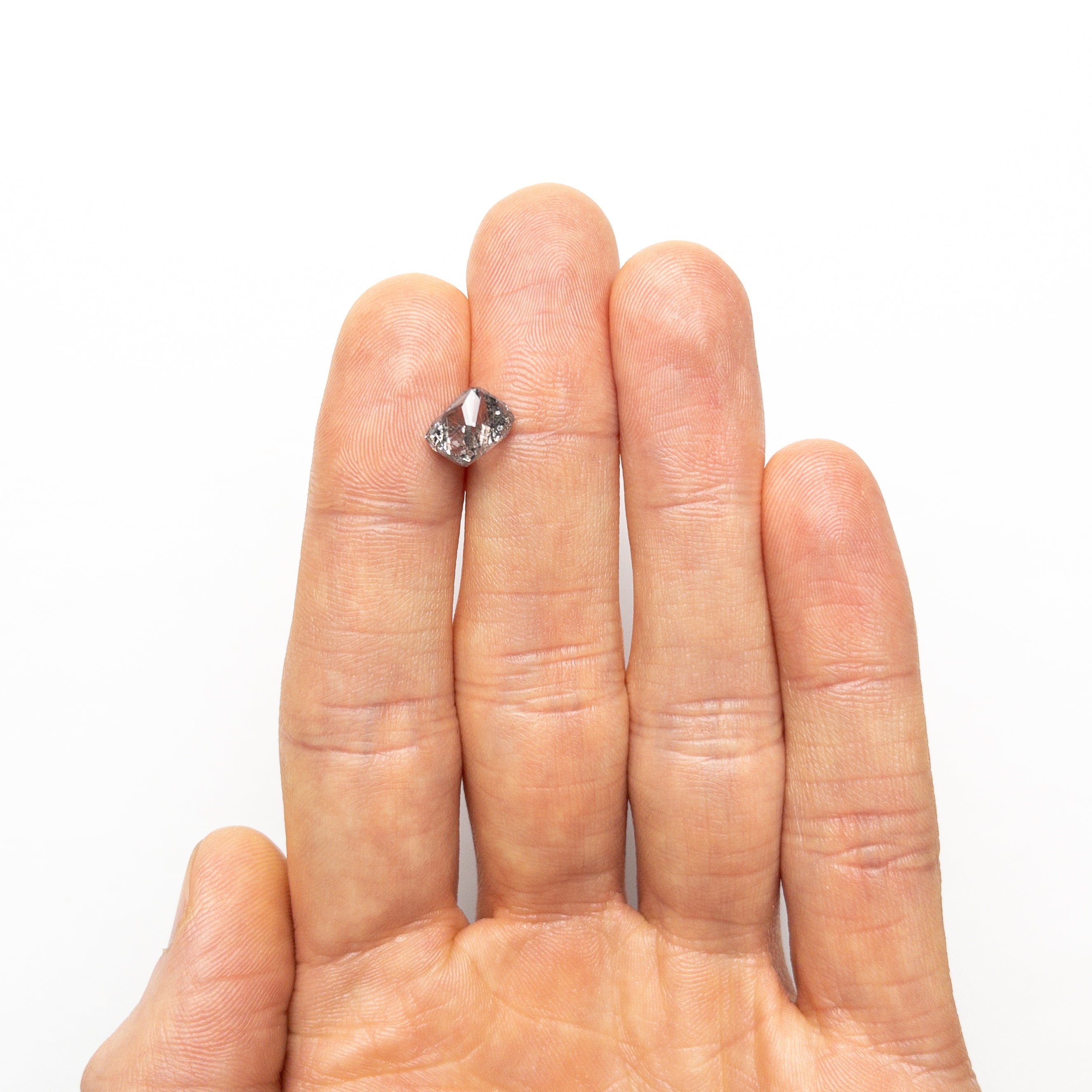 3.89ct Natural Octahedron Cut Loose Gemstone 8.91x8.61x6.82mm for Jewelry Making & Collection - Perfect for Engagement Rings, Necklaces & DIY Craft Projects