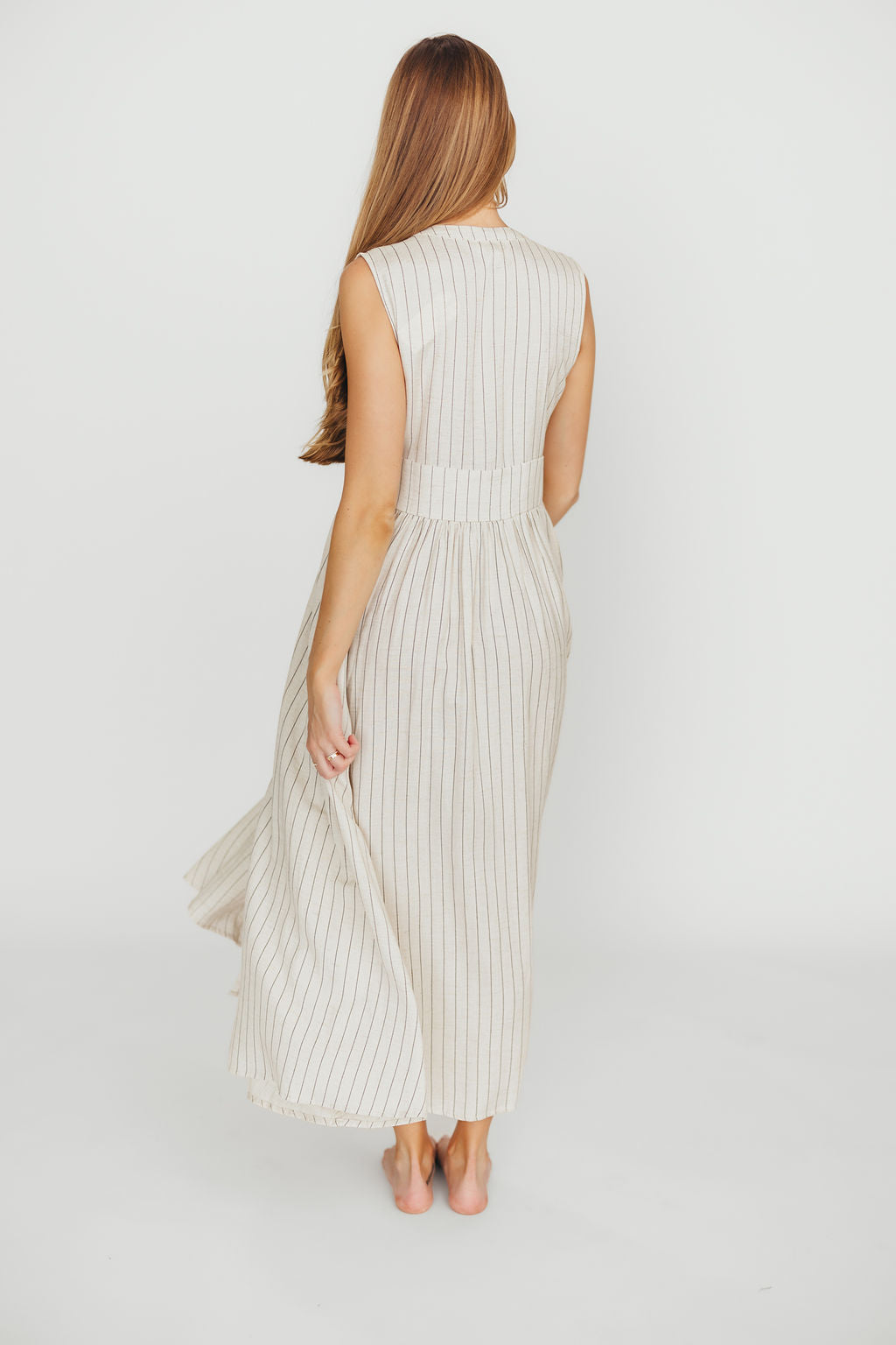 Pippy Button Down Maxi Dress in Natural/Black - Nursing Friendly Maternity Dress for Women | Comfortable & Stylish Nursing Wear for Breastfeeding Moms | Perfect for Casual Outings, Date Nights & Special Occasions