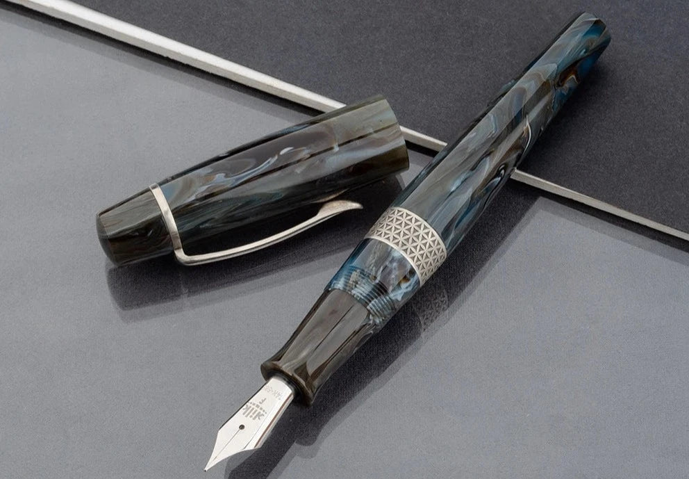 Premium Kilk Orient Fountain Pen - Elegant Blue Ink for Writing, Calligraphy & Gifting - Perfect for Professionals, Students & Pen Enthusiasts
