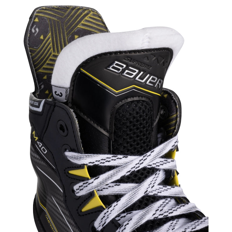 Bauer Supreme M40 Junior Ice Hockey Skates - Lightweight & Durable for Youth Hockey Players - Perfect for Games, Practice & Training