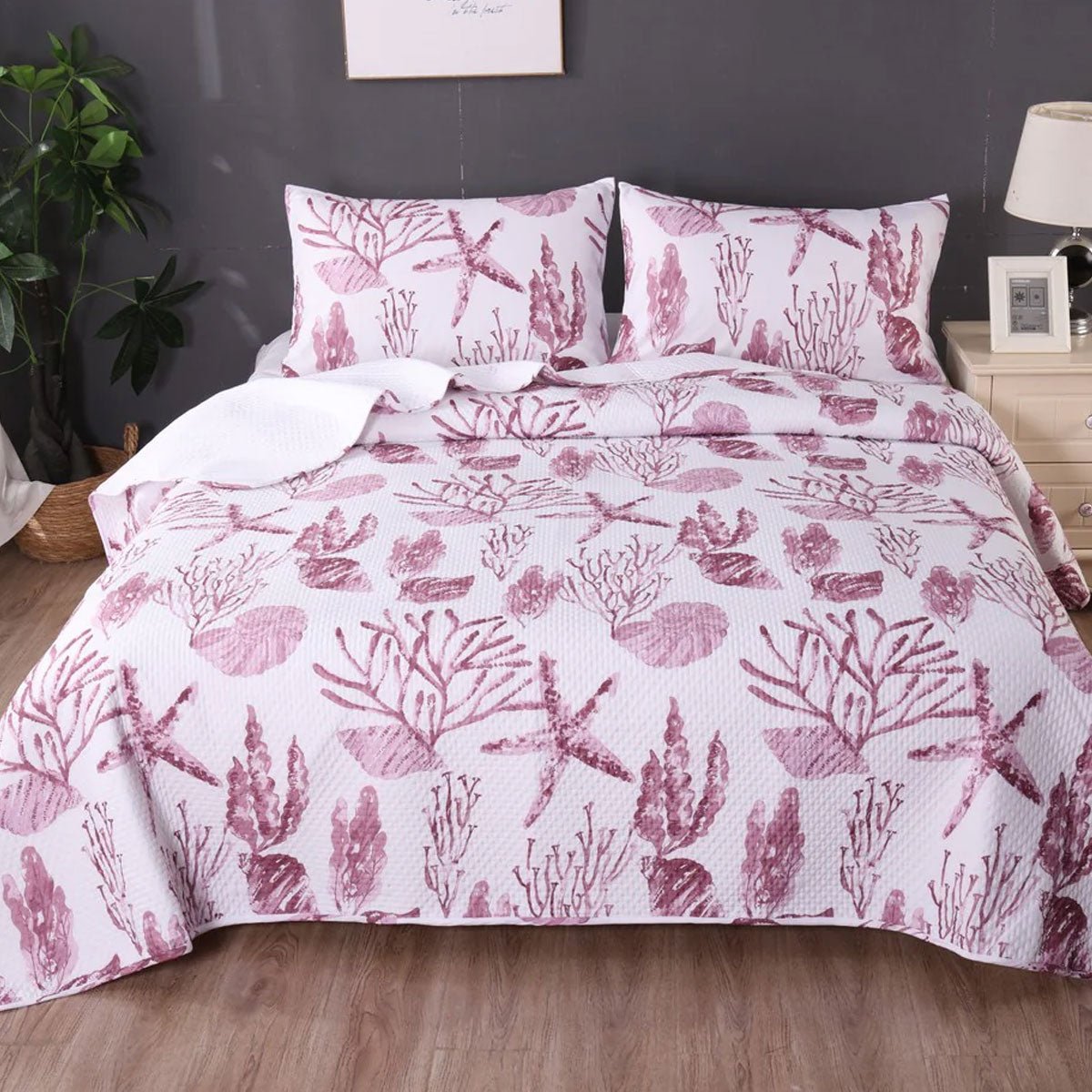 Coast Pink 3-Piece Bamboo Blend Ultrasonic Reversible Comforter Set King Size - Soft Luxury Bedding for Master Bedroom & Guest Room