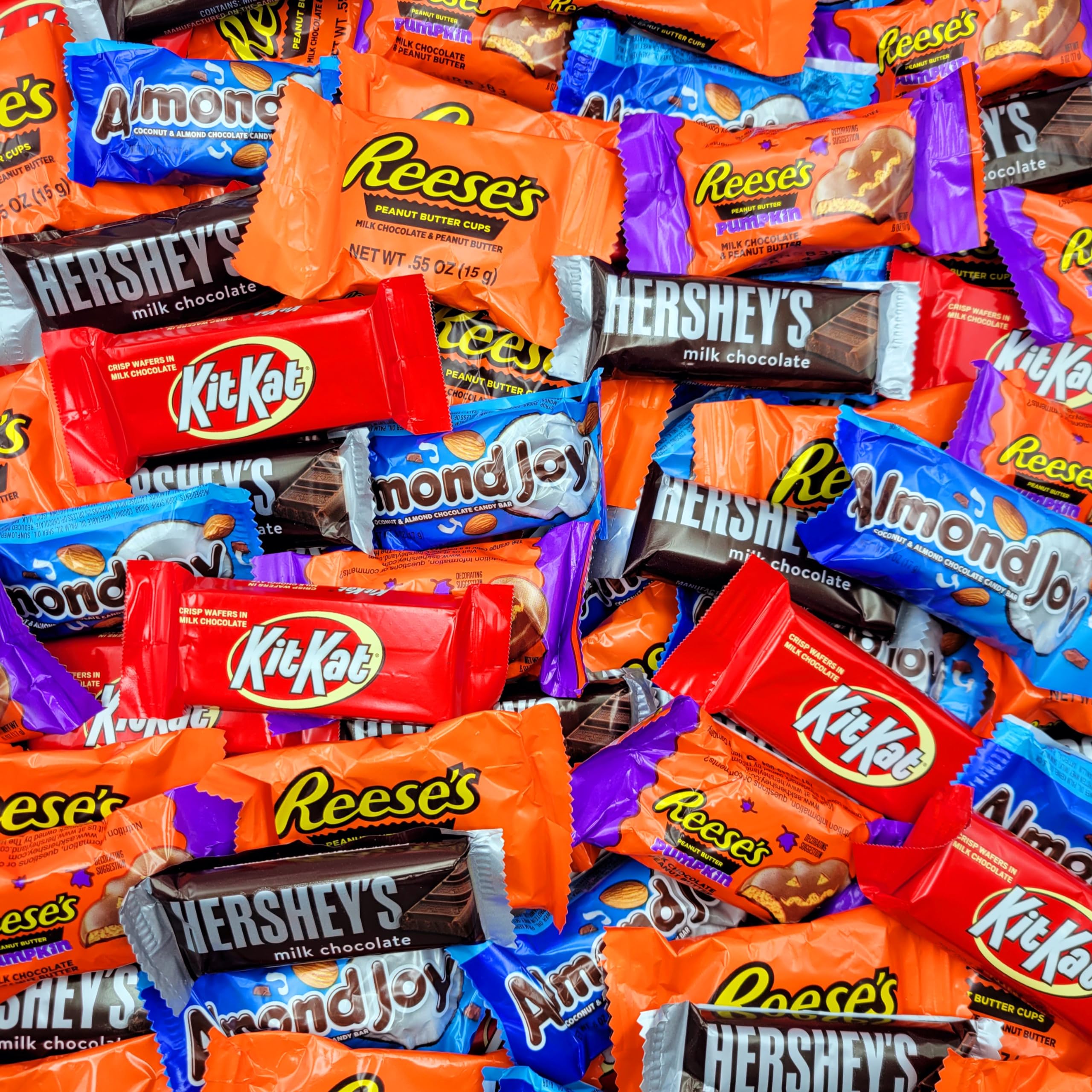 Hershey's Assorted Chocolate Candy Variety Pack - 5lb Bulk Halloween Candy Mix with Individually Wrapped Chocolates - Perfect for Trick or Treat, Halloween Parties, Office Snacks & Holiday Gift Baskets