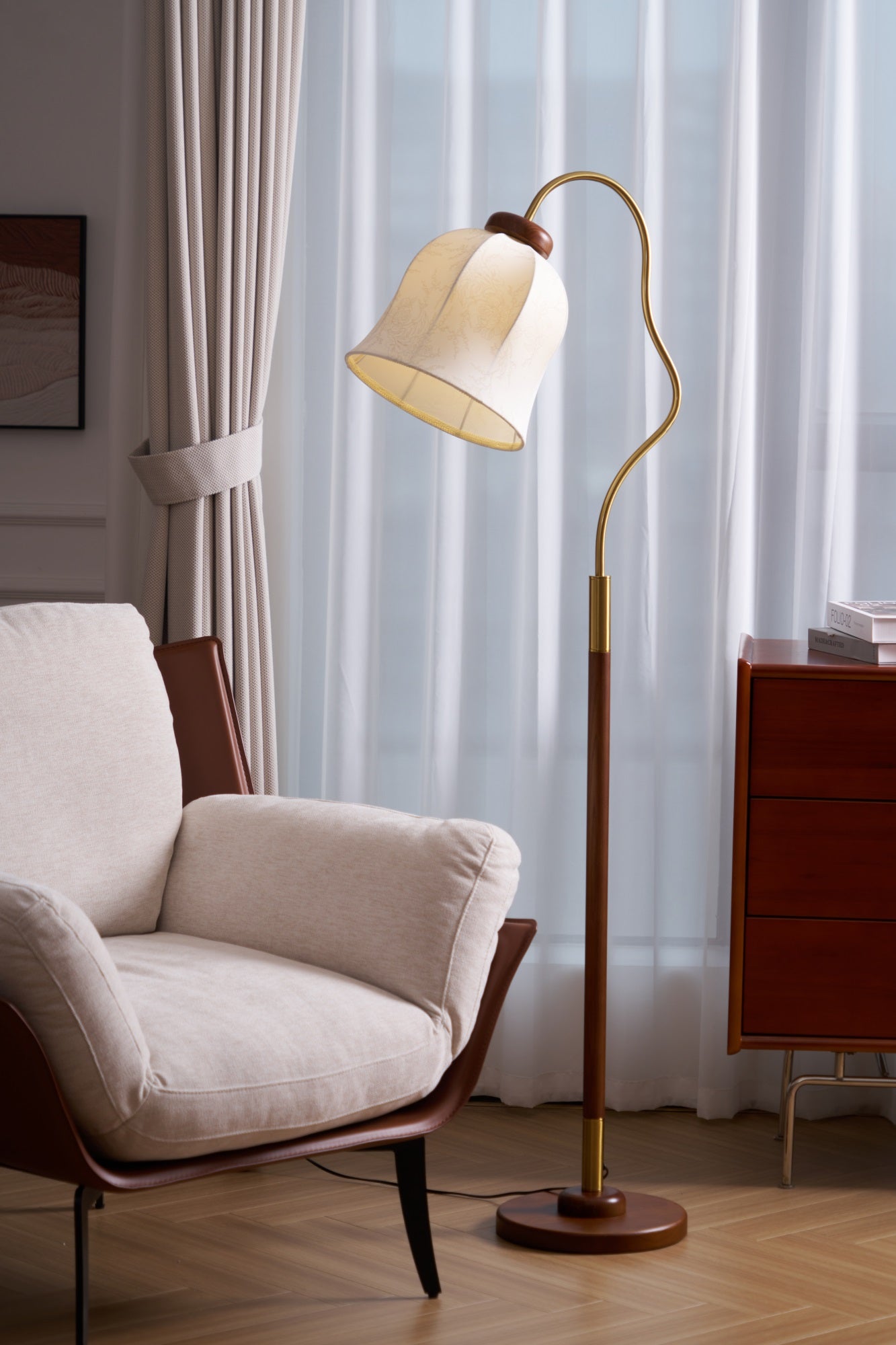Bellvine Modern Floor Lamp with Adjustable Brightness - Perfect for Living Room, Bedroom, and Office Lighting