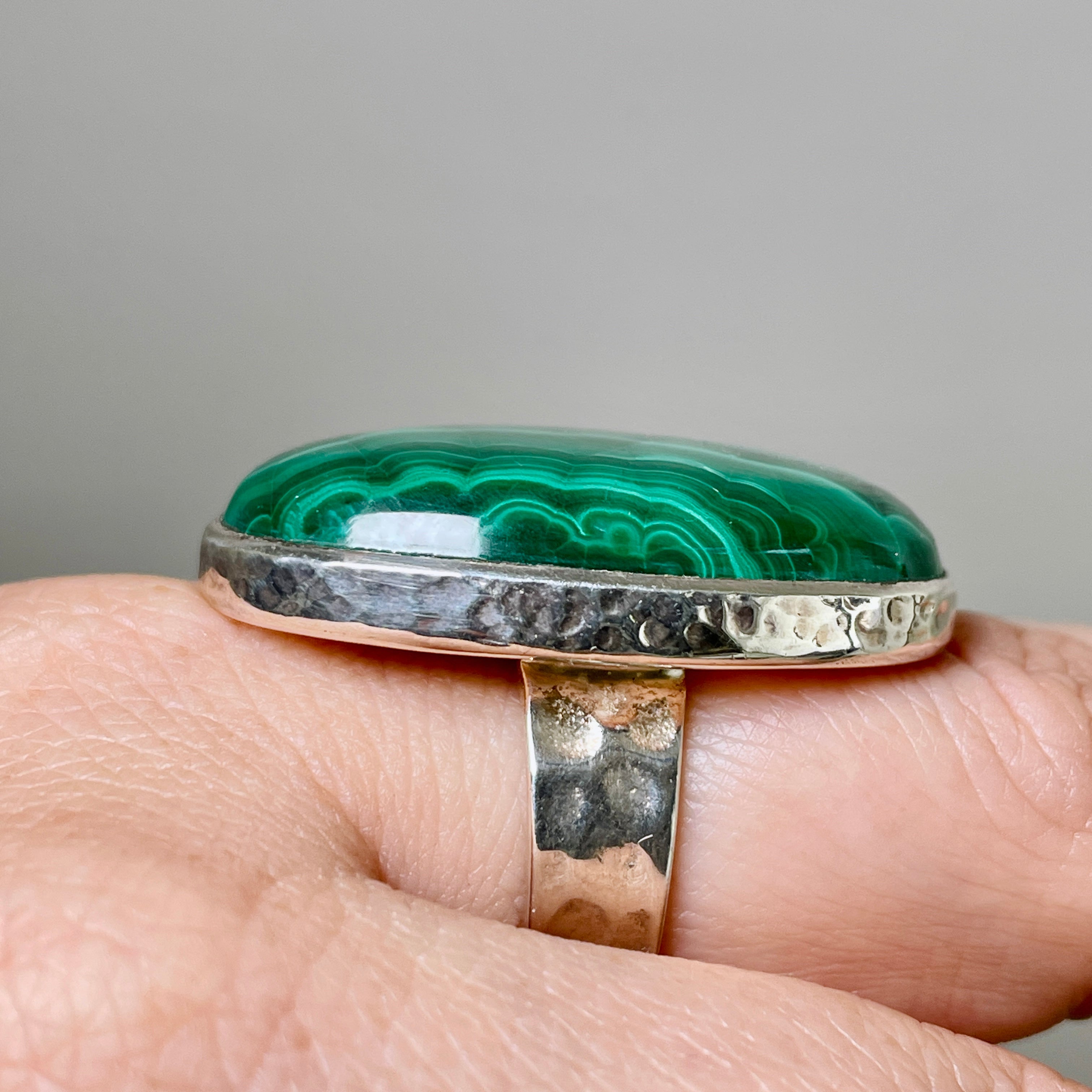 Malachite Oval Beaten Band Ring Size 8 - KRGJ2066 | Handmade Gemstone Jewelry for Women, Boho Chic Accessories, Gift for Her, Perfect for Weddings & Special Occasions