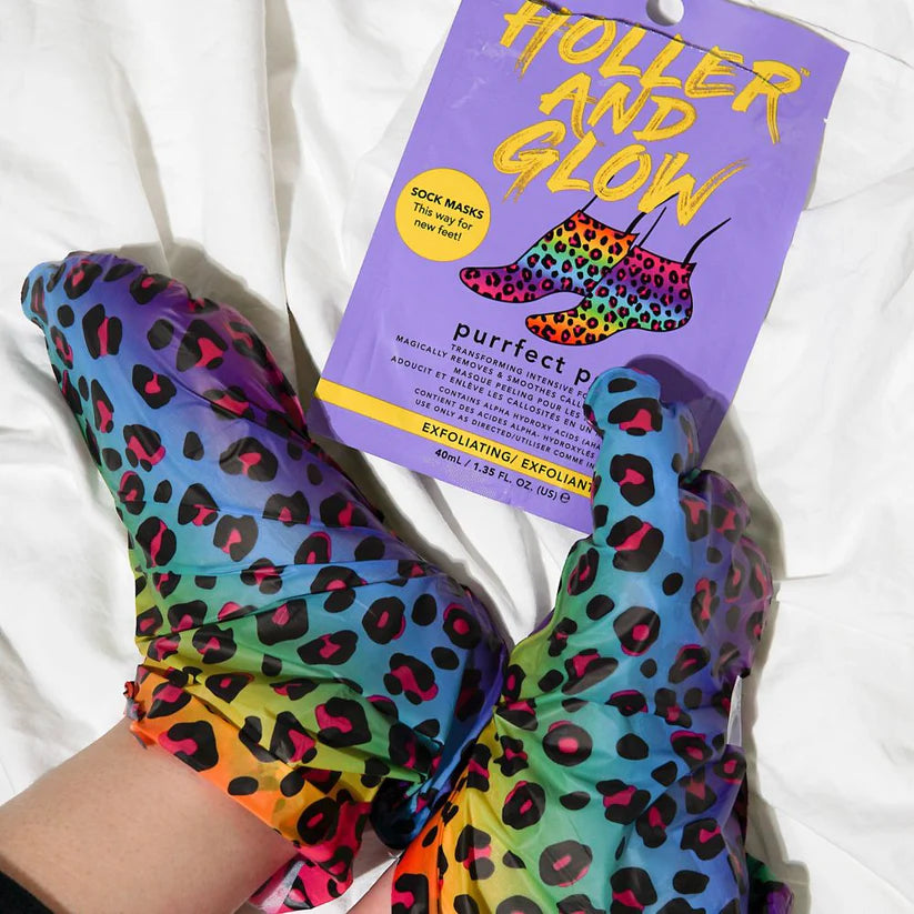 Holler & Glow Purrfect Pedi Foot Mask – Exfoliating & Moisturizing Foot Peel for Soft Skin – At-Home Spa Treatment for Cracked Heels & Calluses