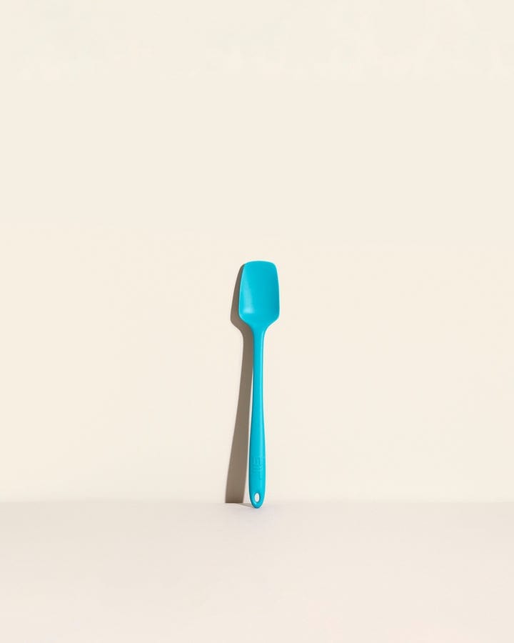 GIR Skinny Spoonula - High-Quality Silicone Spatula for Baking, Cooking & Mixing - Perfect for Non-Stick Pans, Bowls & Jars - Ergonomic Handle for Comfortable Use in Kitchen & Home