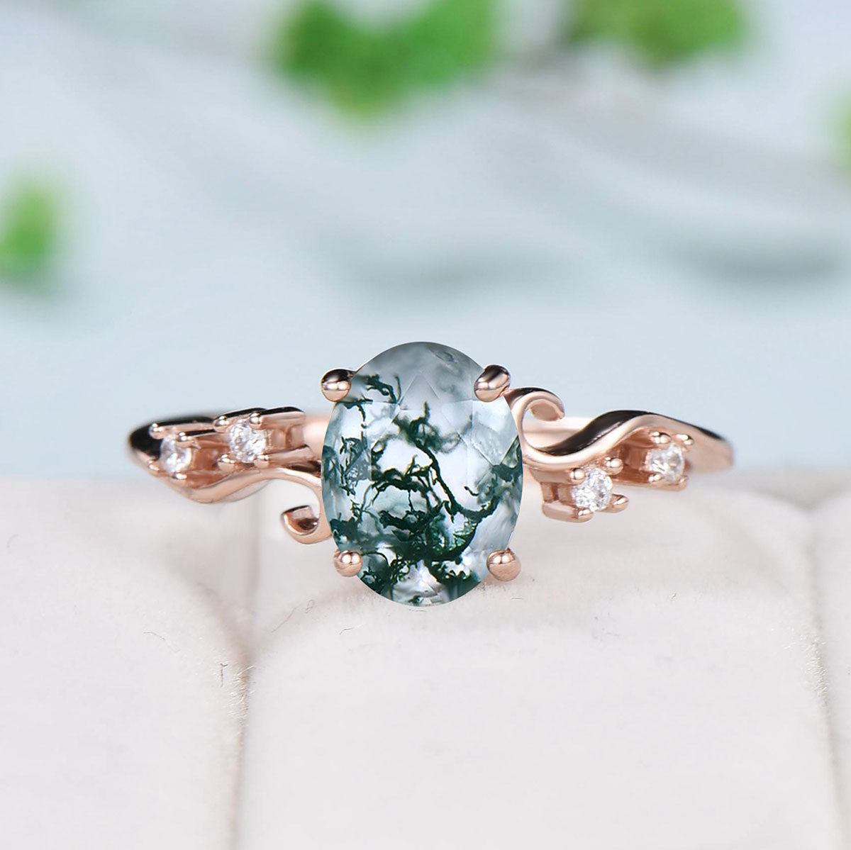 Vintage Moss Agate Engagement Ring Set - 1.5CT Oval Aquatic Agate with Diamond Cluster Wedding Ring - Natural Green Crystal Proposal Gift for Her - Perfect for Anniversaries, Valentine's Day & Romantic Occasions
