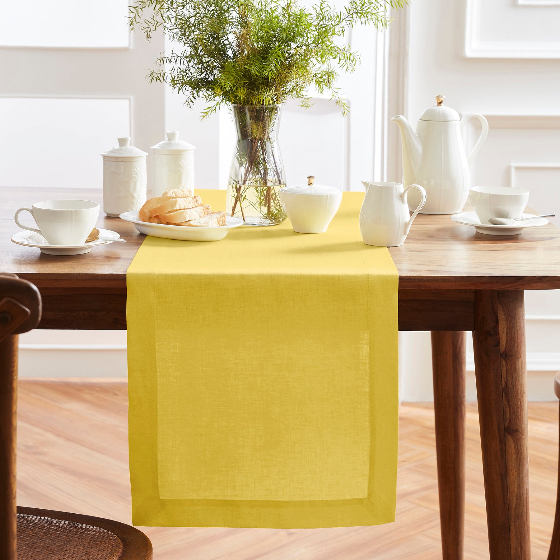 Elegant Sonoma Table Runner - Premium Cotton Decorative Table Cover for Dining & Home Decor - Perfect for Holidays, Weddings & Special Occasions