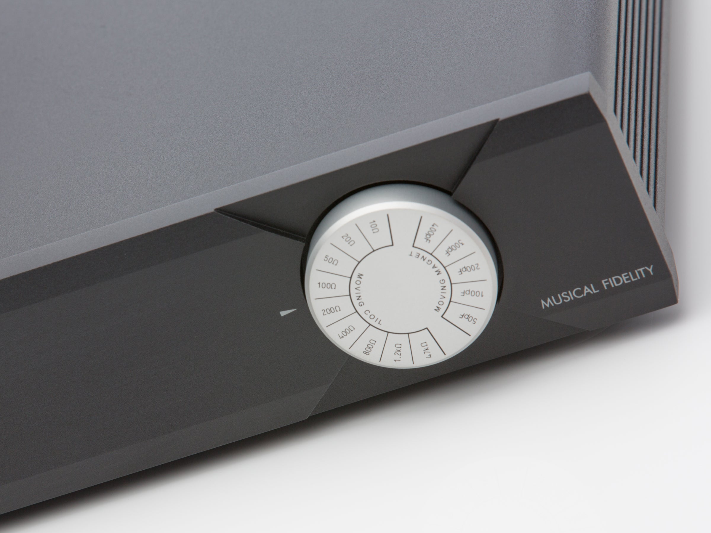 Musical Fidelity MX VYNL High-End Phono Preamplifier - Premium Vinyl Record Player Preamp for Audiophiles - Perfect for Home Audio Systems & Vinyl Collections