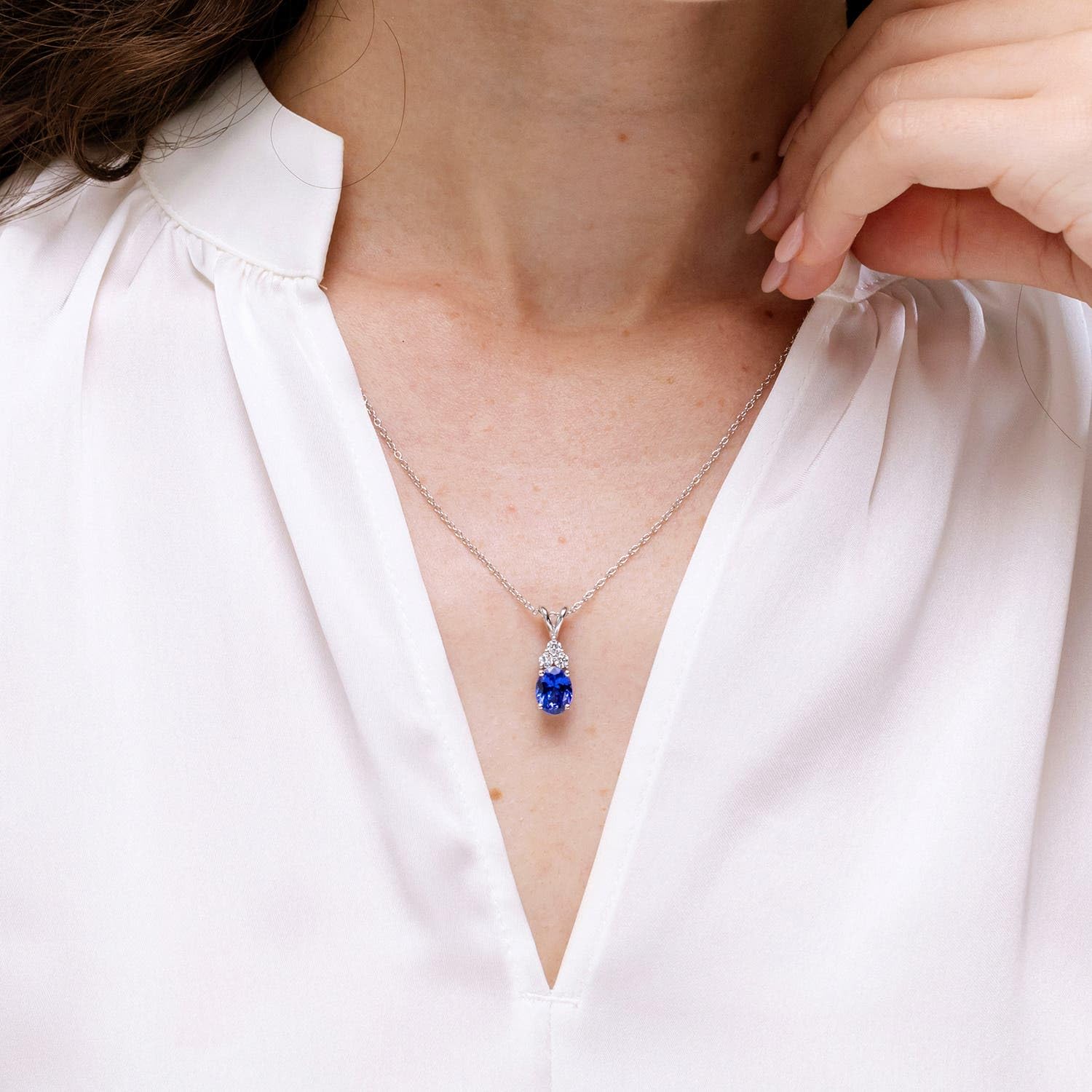 Natural Oval Tanzanite Solitaire Pendant with Trio Diamond Accents in Sterling Silver, 14K Solid Gold or Platinum | December Birthstone Jewelry for Women | Perfect Birthday, Engagement, Anniversary & Wedding Gift | Elegant Necklace for Everyday Wear, Special Occasions & Romantic Gifts