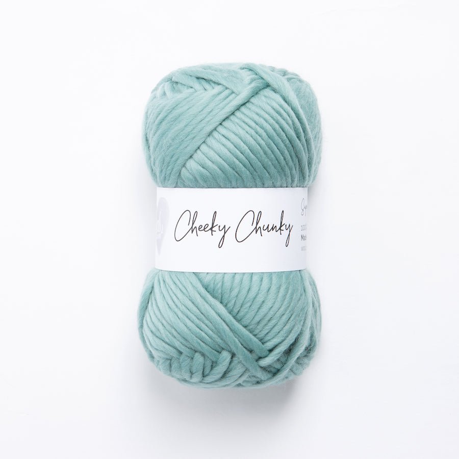 Soft & Chunky Yarn for Knitting - 100g Acrylic Yarn Ball (3.5oz) - Perfect for Blankets, Scarves & DIY Crafts - Bulk Yarn for Crochet & Hand Knitting Projects