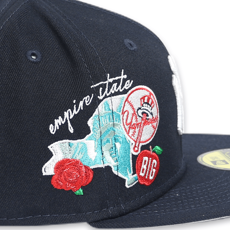 New York Yankees Navy 59FIFTY Fitted Baseball Cap for Men - Official MLB Team Logo Hat for Sports Fans & Streetwear Fashion