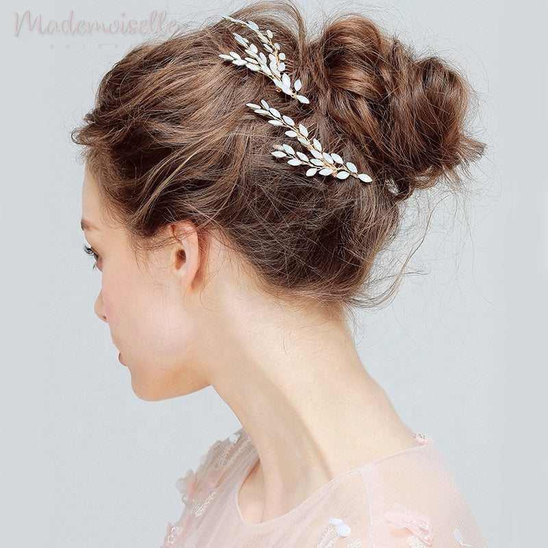 Snow White Crystal Hair Comb Set of 2 - Elegant Bridal Hair Accessories for Weddings, Prom & Special Occasions
