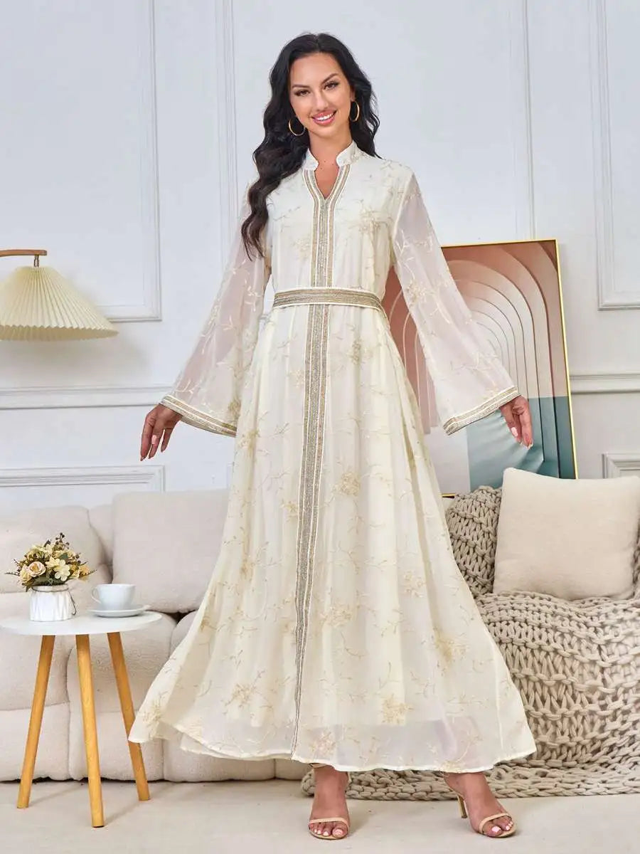 Elegant Muslim Women's Eid Caftan Dress - Embroidered Kaftan for Special Occasions & Festivals