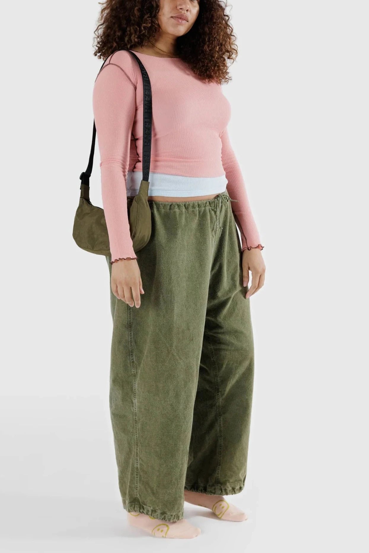 Small Crescent Crossbody Bag - Eco-Friendly Seaweed Fiber - Perfect for Beach Outings, Travel & Daily Use