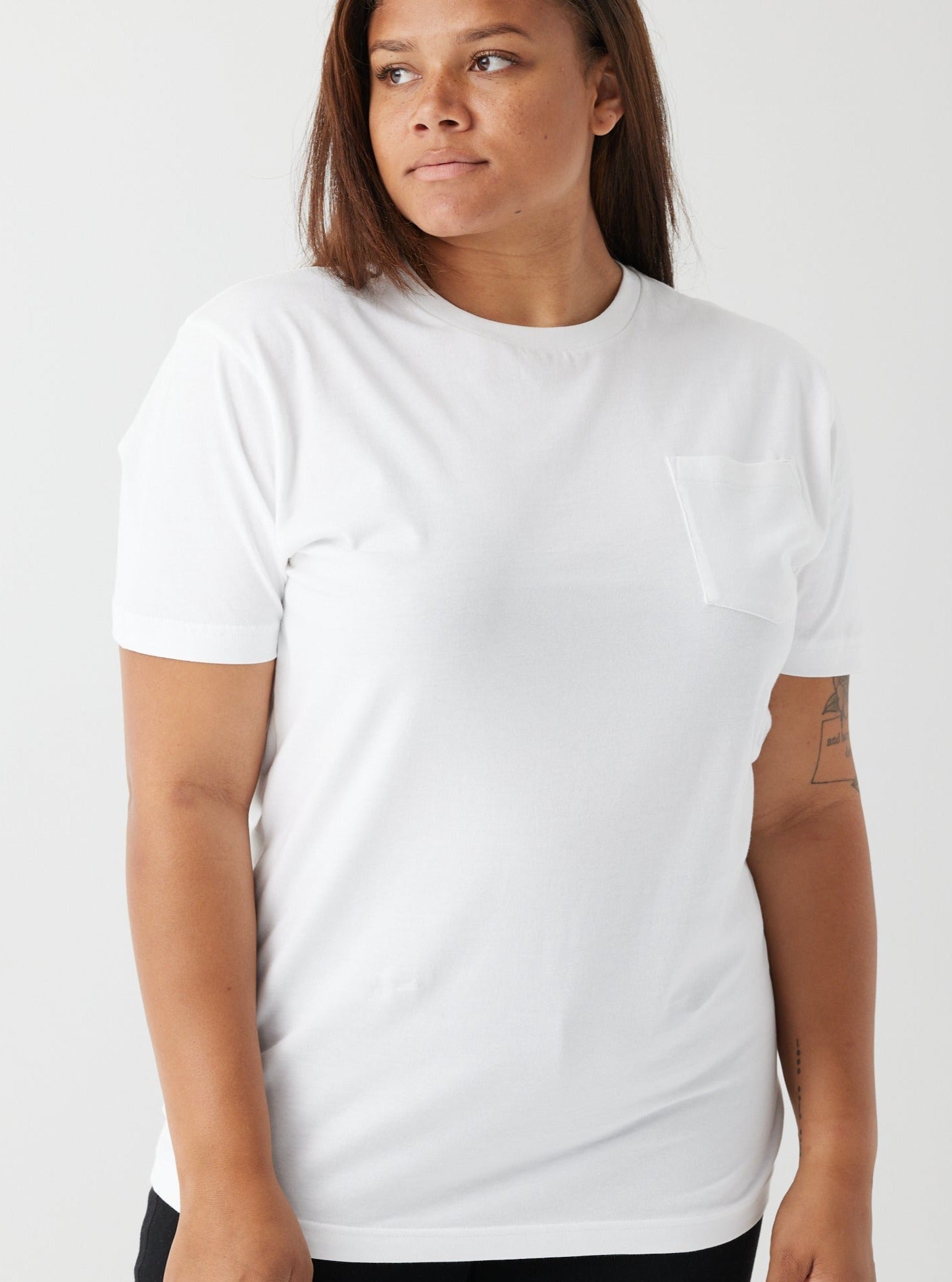 Premium Heavyweight Pocket T-Shirt for Men - Soft Cotton Crew Neck Tee - Classic White Casual Shirt for Everyday Wear, Gym, and Outdoor Activities