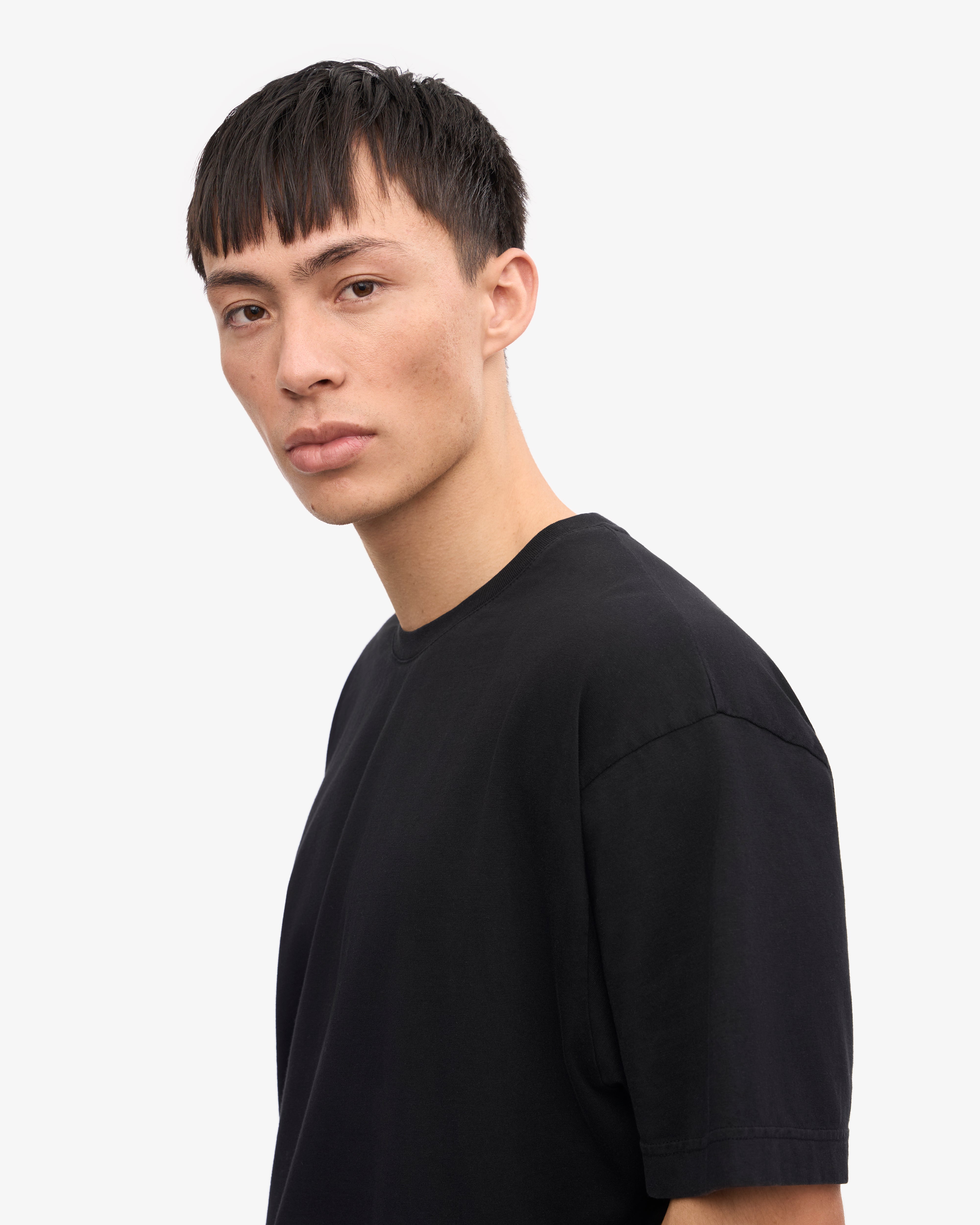 Organic Oversized T-Shirt for Women & Men - Soft, Comfortable & Eco-Friendly - Deep Black - Perfect for Casual Wear, Loungewear & Street Style