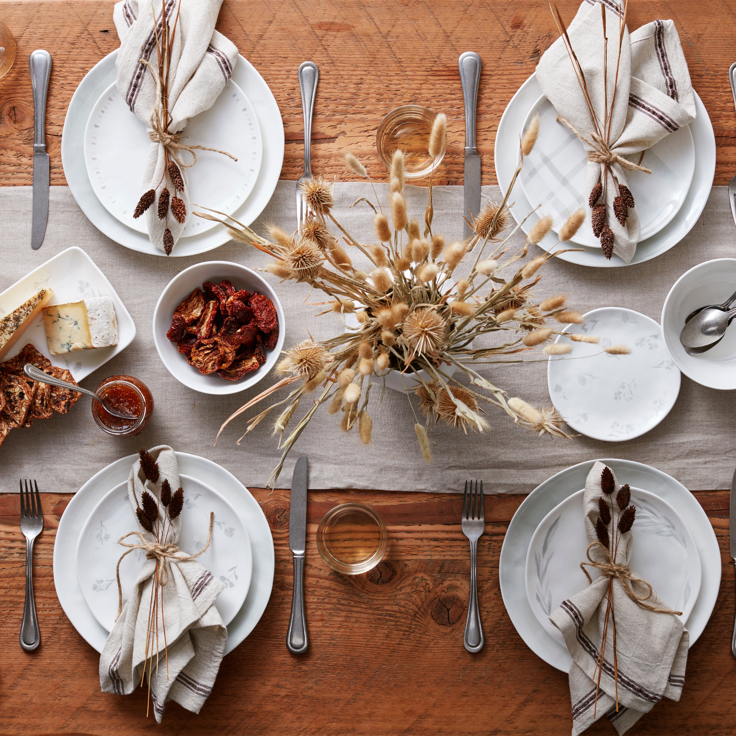 Premium Oyster Bay Dinner Plates Set of 4 - Elegant Porcelain Dishware for Fine Dining, Entertaining & Everyday Use