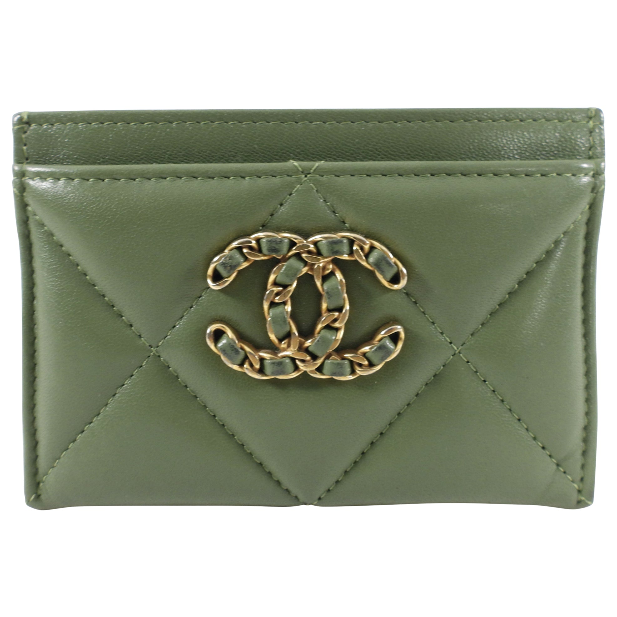 Chanel 21B Green Quilted Leather Card Holder Wallet - Luxury Designer O-Case for Credit Cards & Cash - Perfect for Everyday Use, Travel & Gifting