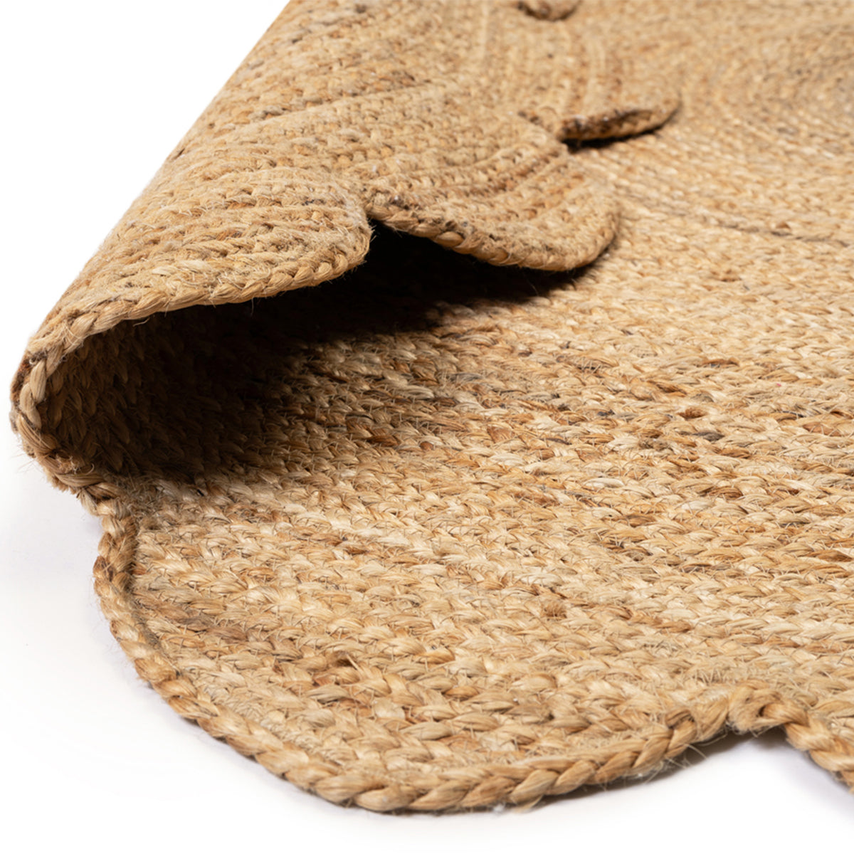 Celeste Scalloped Jute Round Rug - Natural Fiber Boho Chic Area Rug for Living Room, Bedroom, or Nursery Decor
