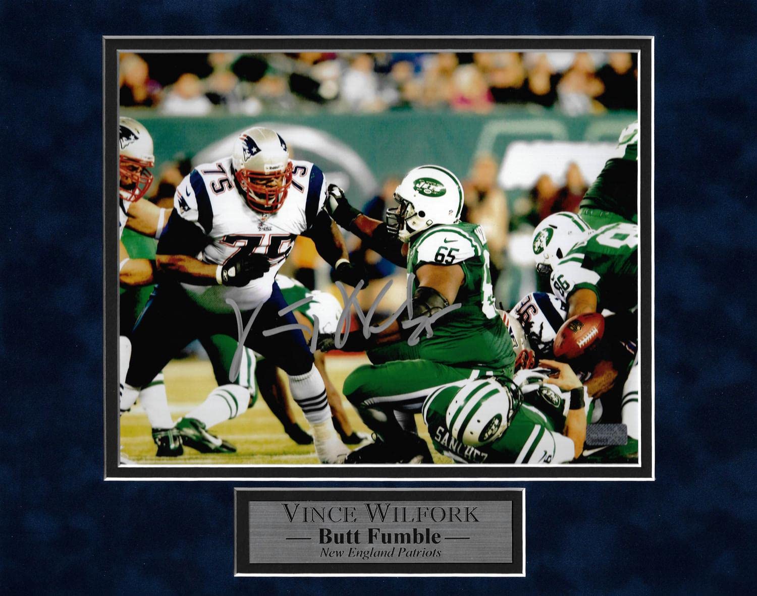 Vince Wilfork Autographed 11x14 NFL Photo - Signed Memorabilia Collectible for Football Fans & Sports Enthusiasts - Perfect for Man Cave, Game Room or Office Decor