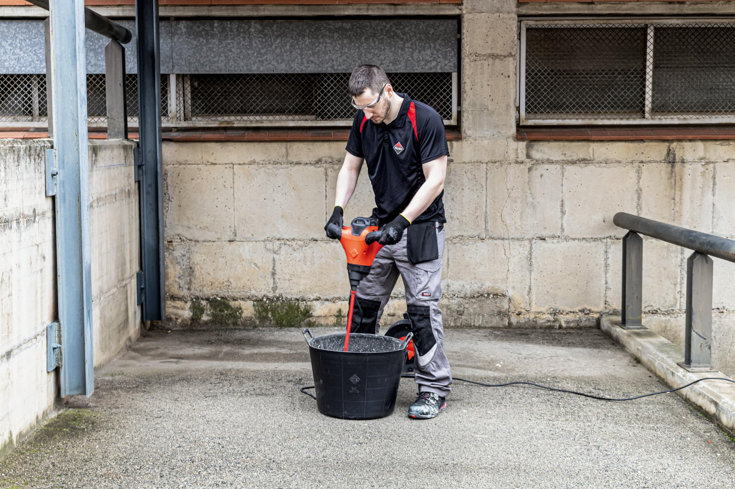 RUBIMIX-9 Supertorque Mortar Mixer with Chuck | 1800W Powerful Electric Cement Mixer | Bubble-Free Homogeneous Mixing for Concrete, Plaster & Mortar | Ideal for Construction, Renovation & DIY Projects