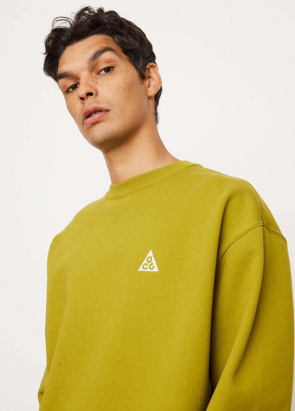ACG Therma FIT Crewneck Fleece Sweatshirt for Men - Warm Winter Pullover with Moisture-Wicking Technology - Perfect for Hiking, Camping & Outdoor Activities