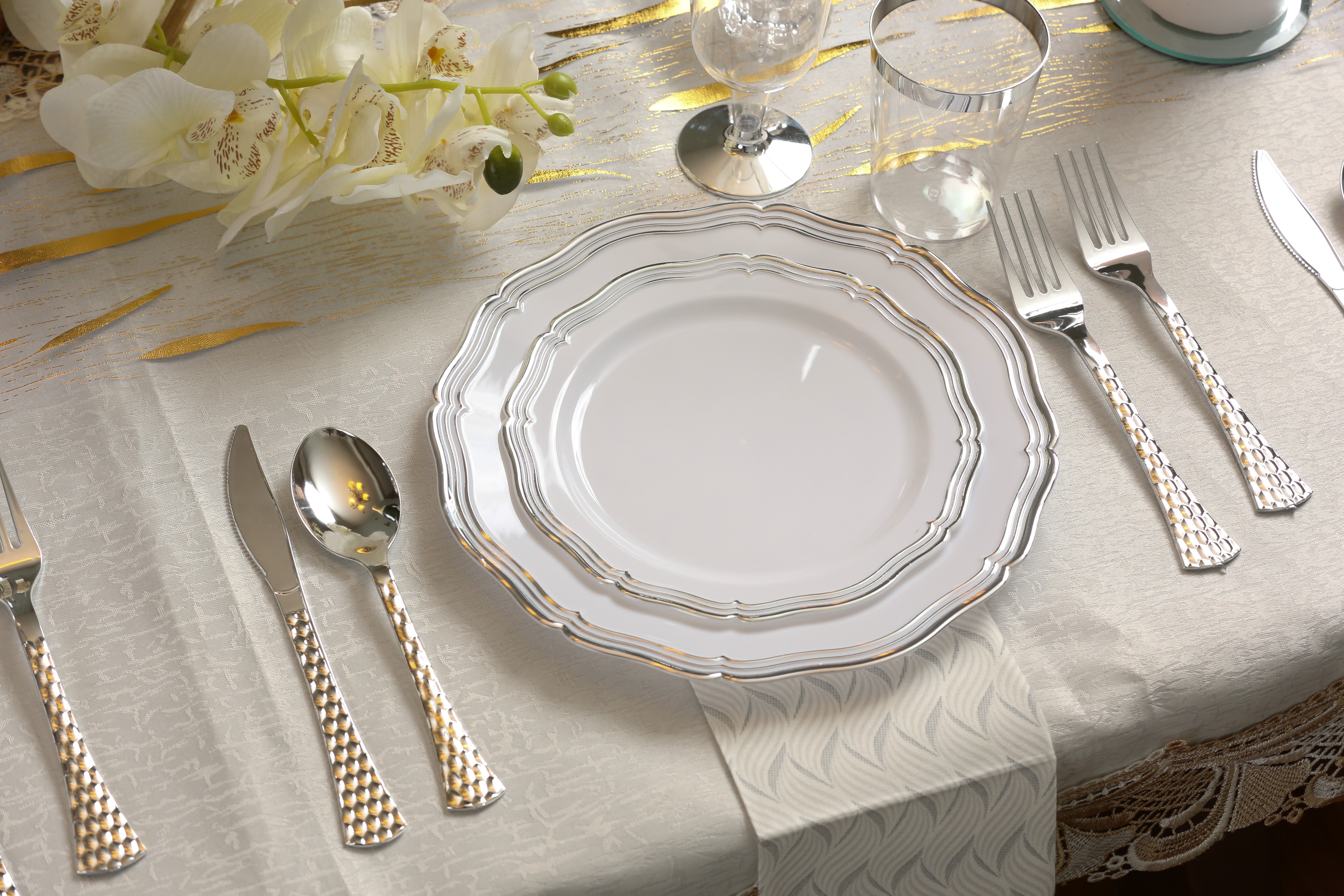 Elegant White and Silver Plastic Party Bundle Set - Premium Aristocrat Collection for Birthday, Wedding & Special Events Decorations