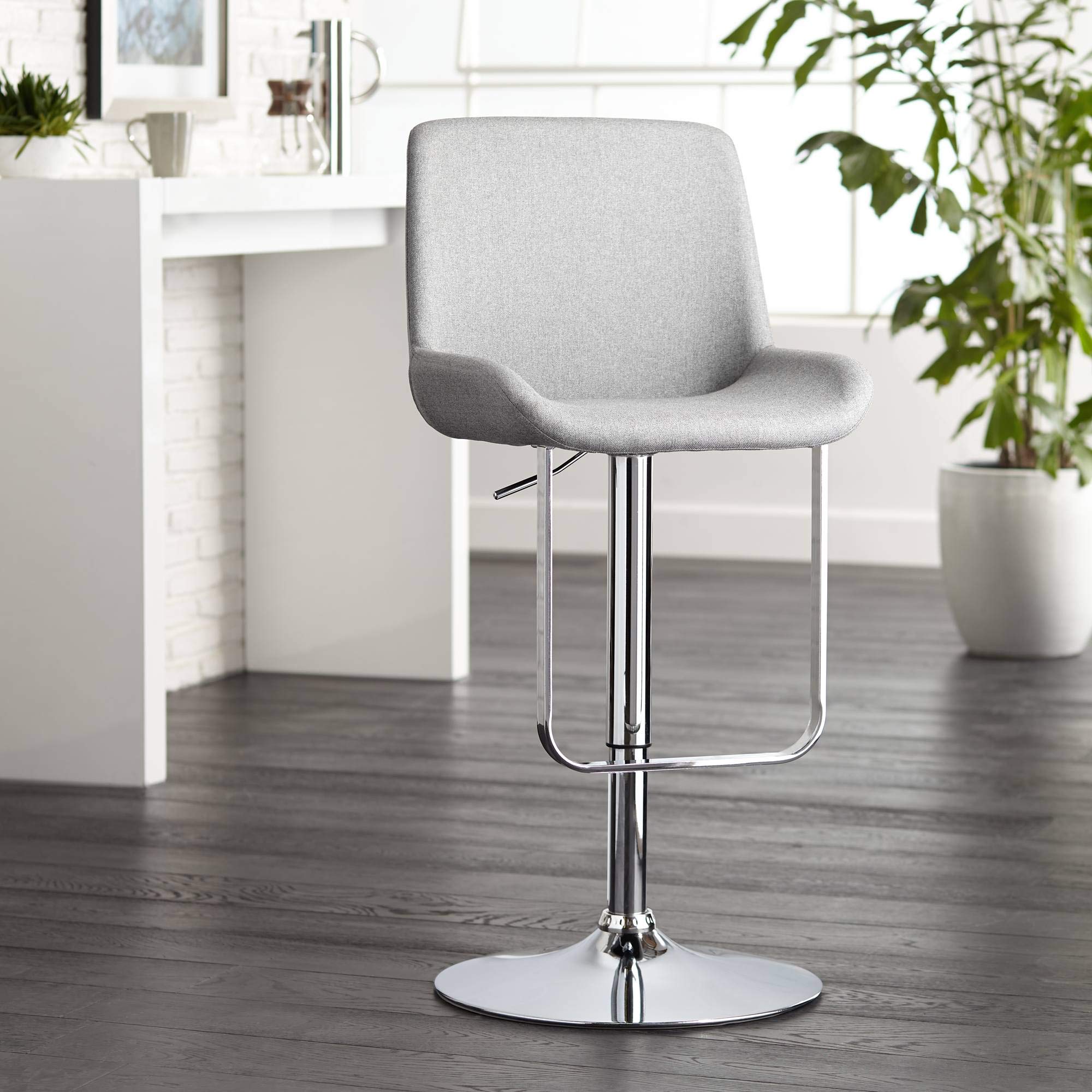 Vanguard Chrome Metal Swivel Bar Stool - 32.5