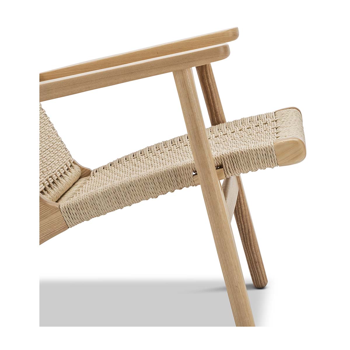 Easi Woven Rope Armchair - Modern Boho Rattan Chair with Cushion, Indoor Outdoor Patio Furniture for Living Room, Bedroom, or Garden Relaxation