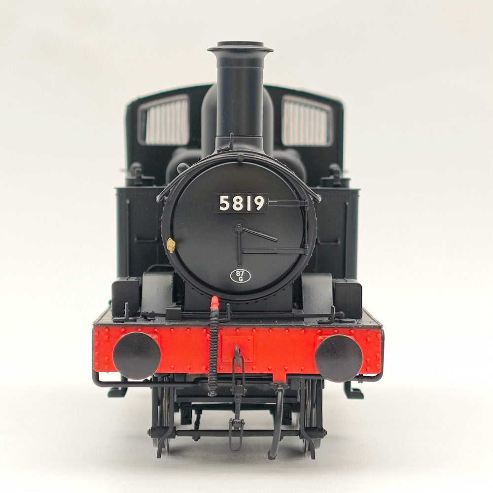 Dapol 7S 006 052 O Gauge 58xx Class BR Early Crest Black 5819 21DCC Locomotive - Model Train for Collectors & Railway Enthusiasts - Perfect for Display & Layout Scenes