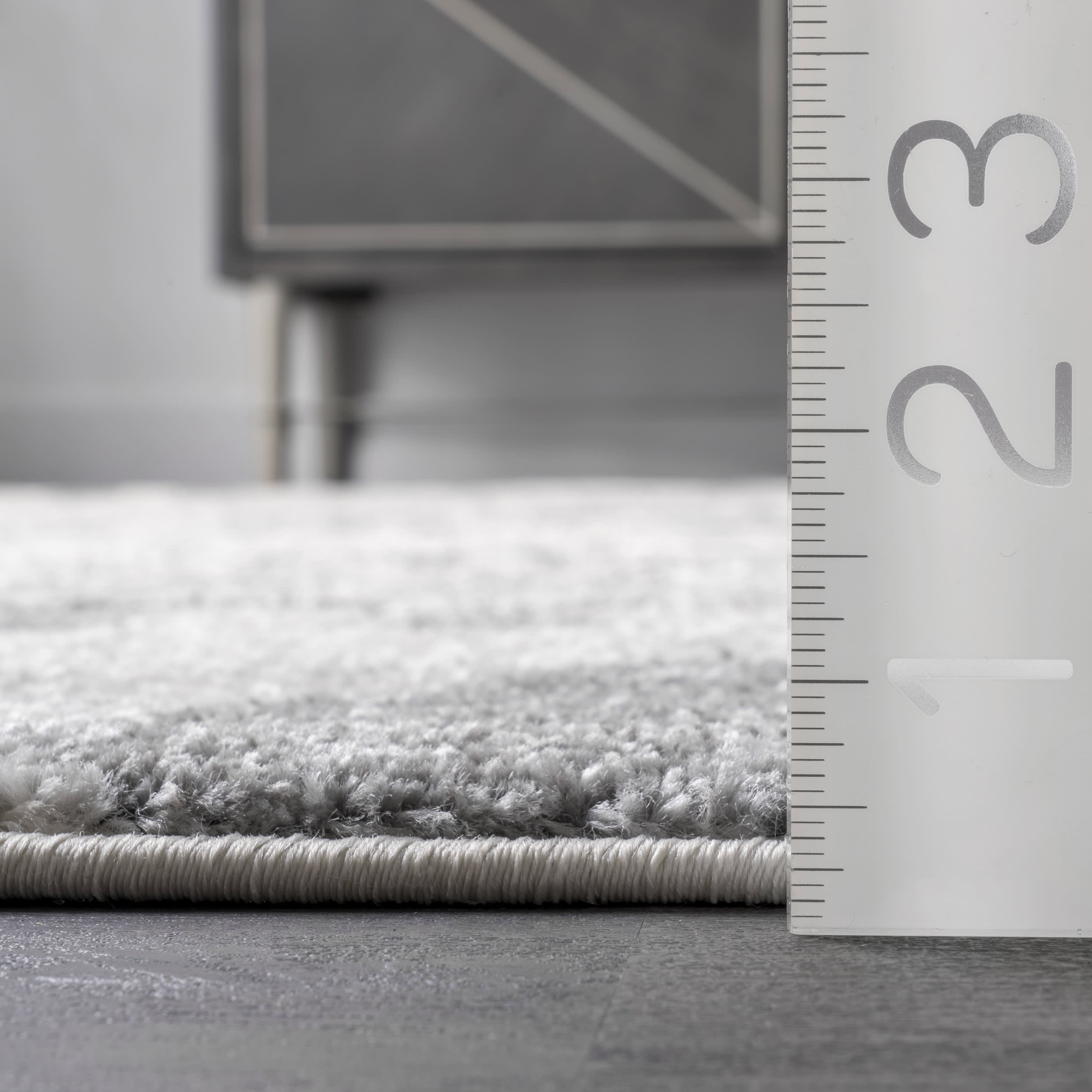 Modern Geometric Banded Area Rug - Soft Grey Handwoven Carpet for Living Room, Bedroom & Office - Stylish Home Decor & Floor Covering for Cozy Spaces
