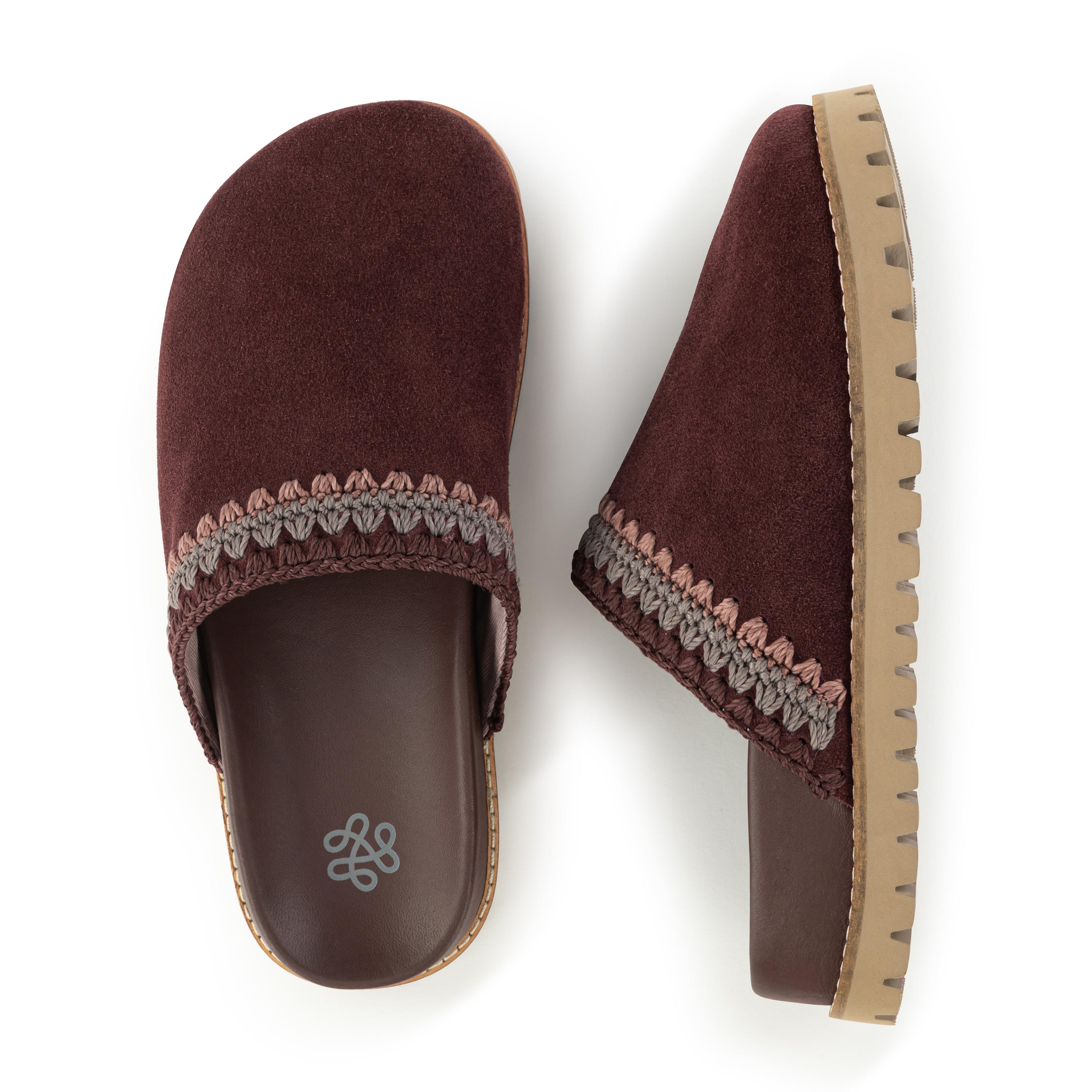 Bolinas Leather Lug Sole Clog - Comfortable Slip-Resistant Shoes for Women & Men - Perfect for Casual Wear, Outdoor Activities & Home Use