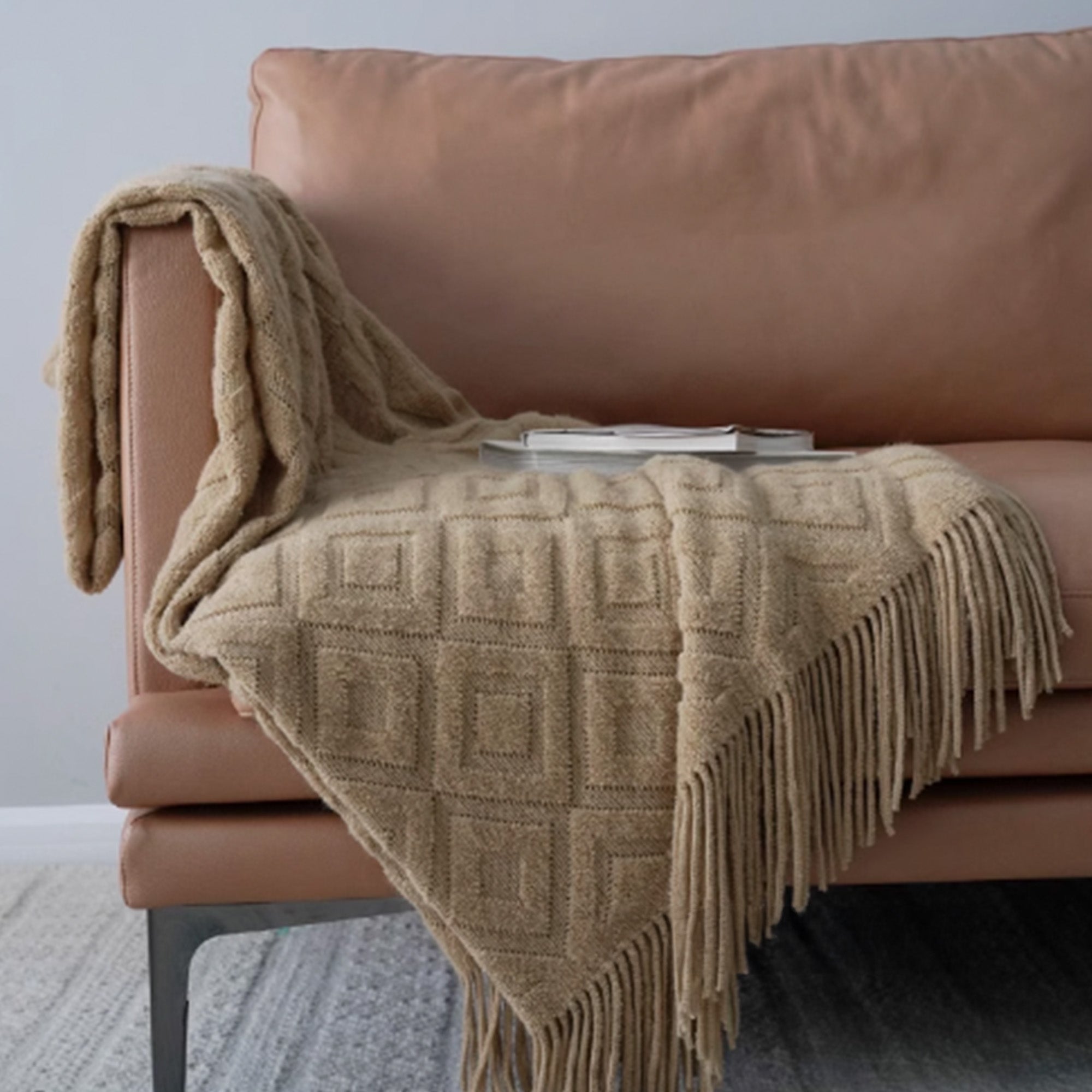 Boho Diamond Fringed Throw Blanket - Soft Cozy Knitted Blanket for Couch, Bed & Sofa - Perfect for Home Decor, Gift & Winter Warmth