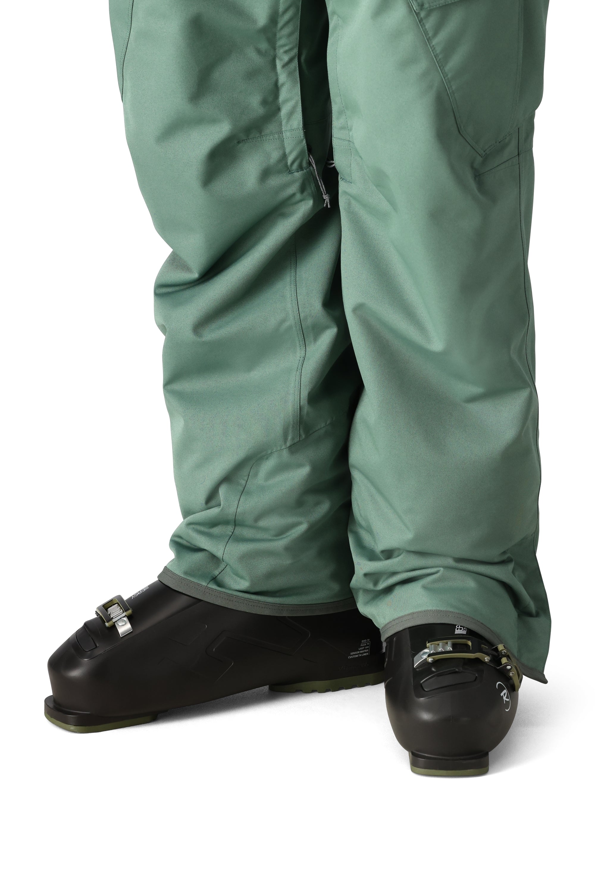 686 Men's Infinity Insulated Cargo Pants for Winter 2025 - Waterproof Snow Pants with Multiple Pockets for Skiing, Hiking & Outdoor Activities
