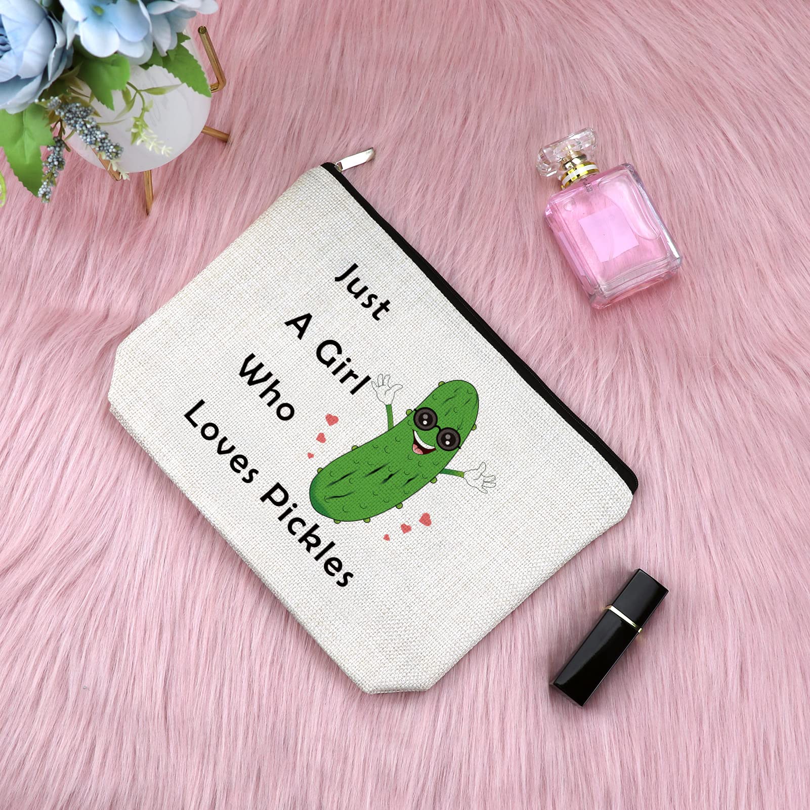 **Pickle-Themed Makeup Bag - Perfect Gift for Pickle Lovers, Women, Best Friends, Sisters & Moms - Cosmetic Pouch for Travel, Birthday, Christmas - Great for Vegetables Enthusiasts & Friendship Gifts**    *(Ideal for travel, daily makeup storage, or as a fun and unique gift for pickle fans!)*
