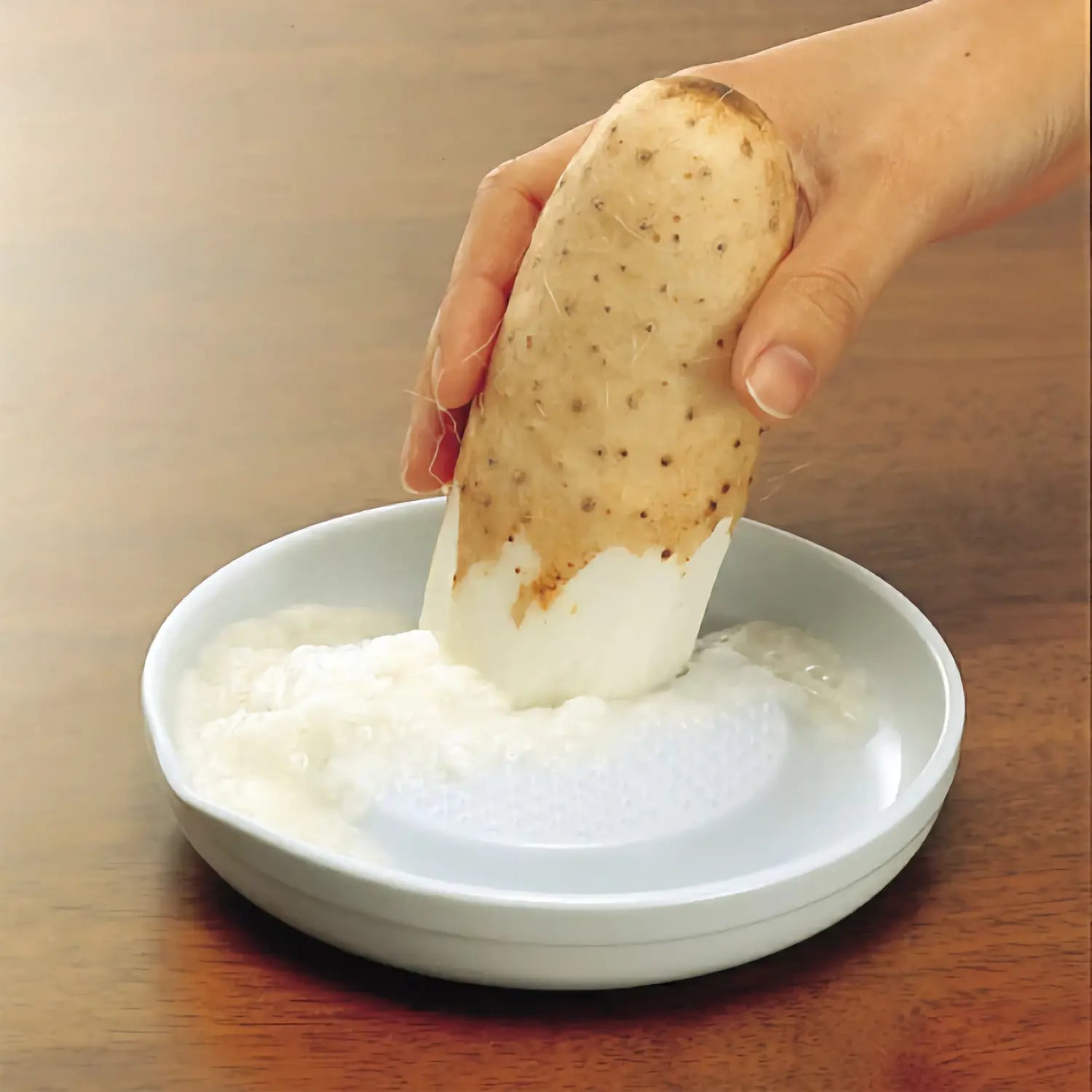 Premium Kyocera Ceramic Grater - Fine & Coarse Shredding for Cheese, Ginger, Garlic & More - Perfect for Cooking, Baking & Garnishing Dishes