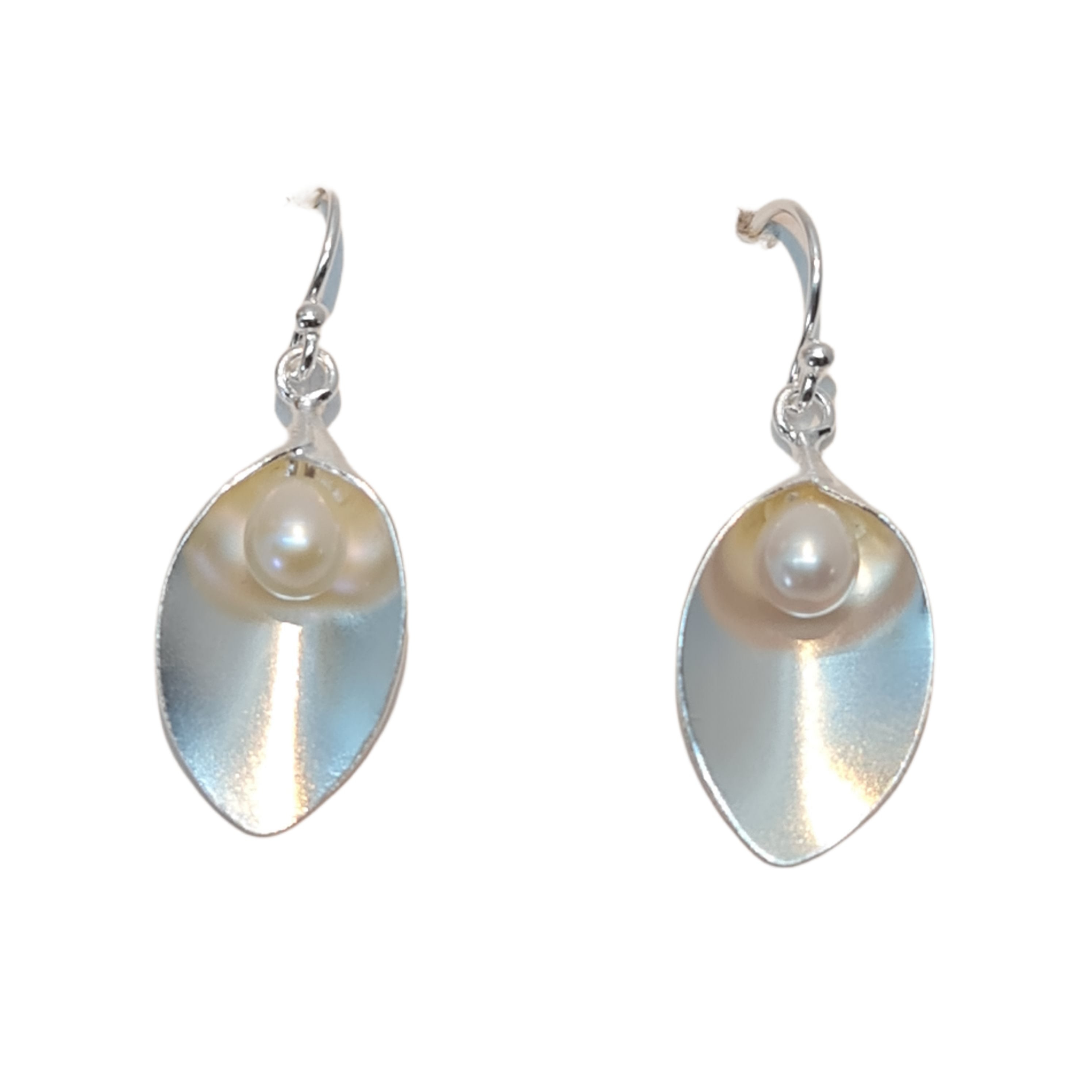 Lili Freshwater Pearl Drop Earrings for Women - Elegant Dangle Jewelry Gift for Wedding, Party & Special Occasions