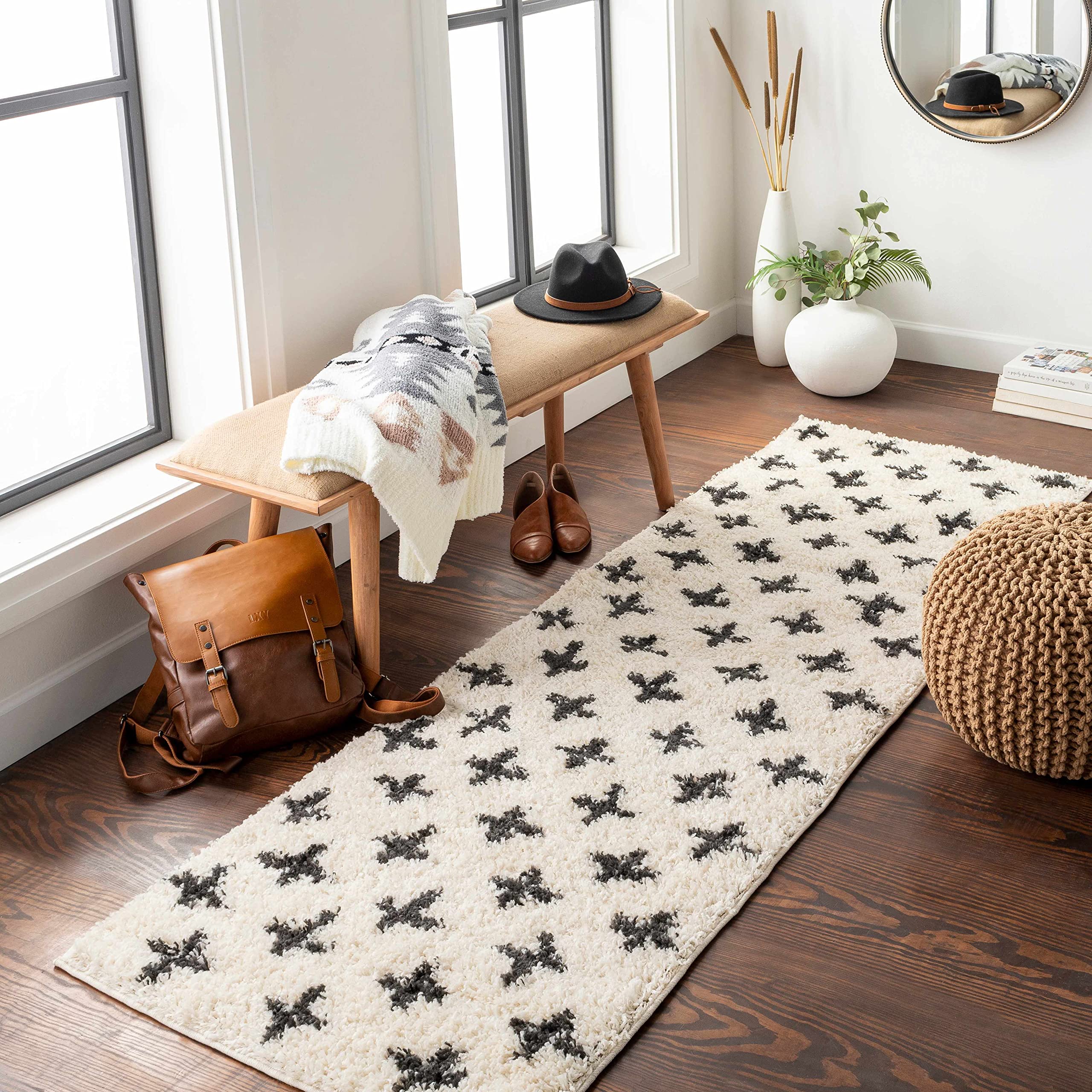 Luxury Hauteloom Gambo Plush Area Rug for Living Room & Bedroom - Soft Beige & Black - 5'3