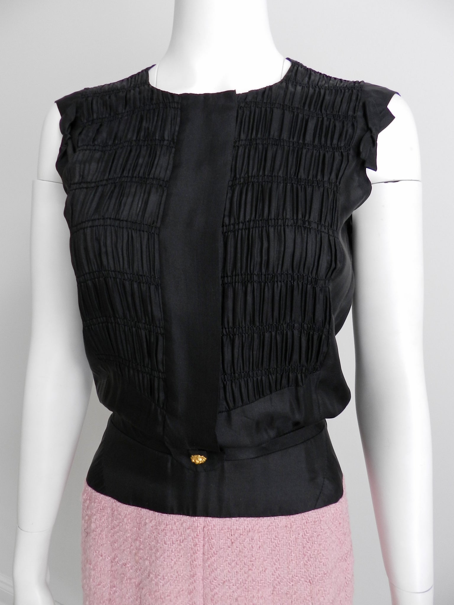 Vintage Chanel 1963 Pink Haute Couture Suit - Authentic Documented Collector's Piece for Fashion Shows & Special Occasions