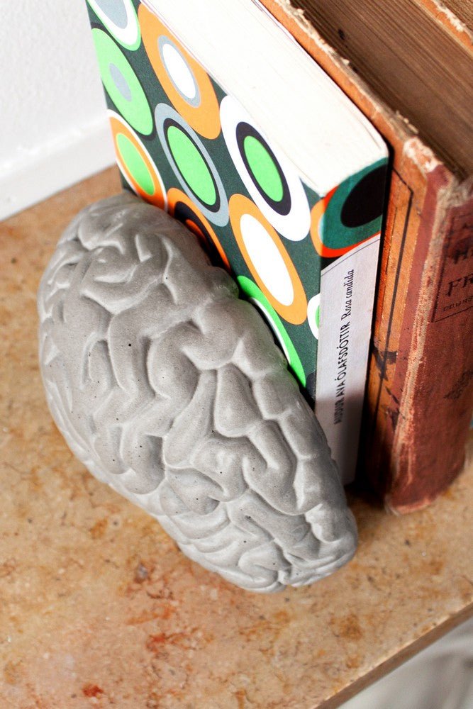 Stylish Gray Matters Bookends by Lyon Beton – Perfect for Bookshelf Organization & Home Office Decor