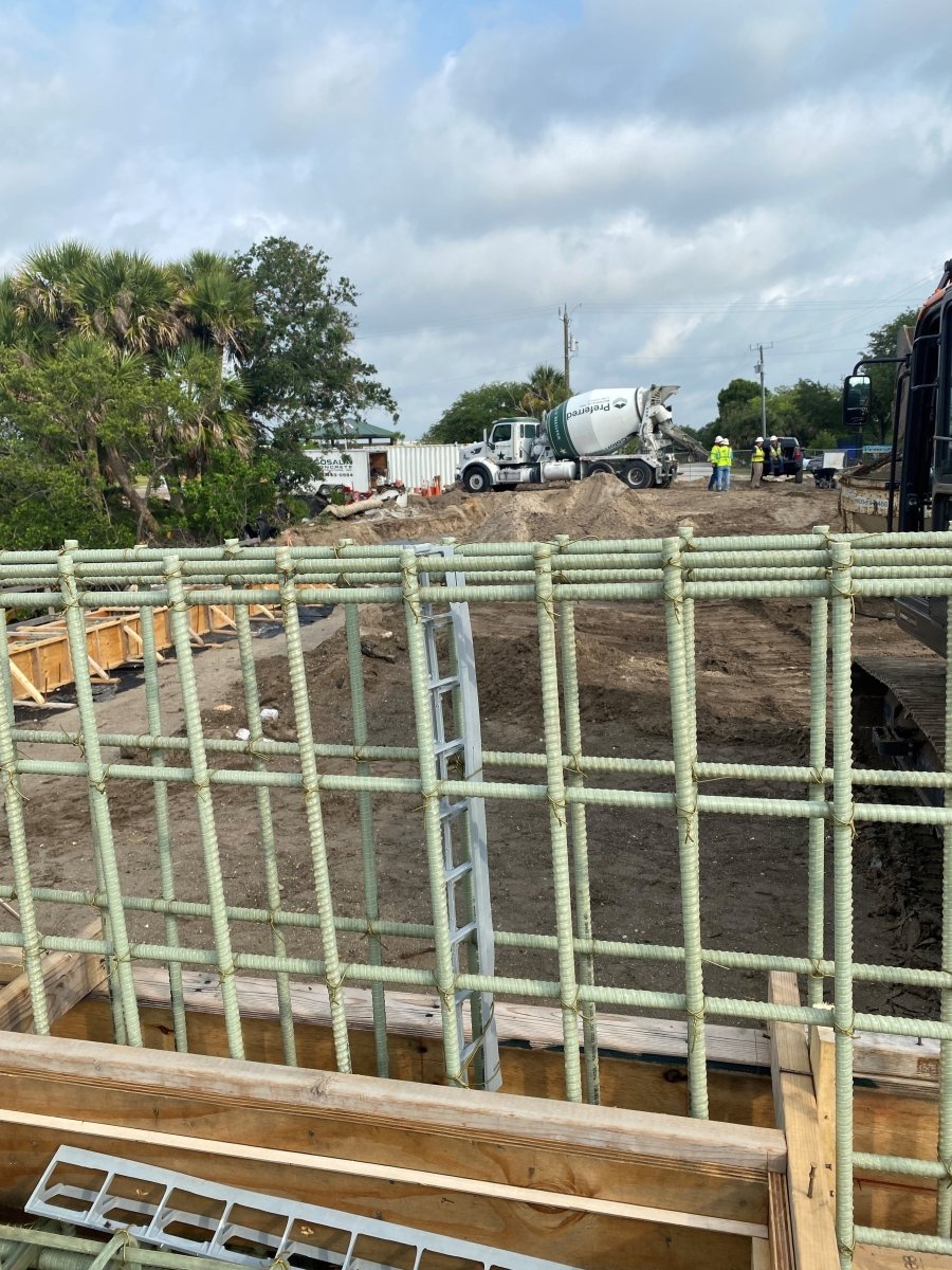 5MST STRUCTURAL Fiberglass Rebar (15M) - High Strength FRP Rebar for Concrete Reinforcement | Ideal for Construction, Infrastructure & Marine Applications