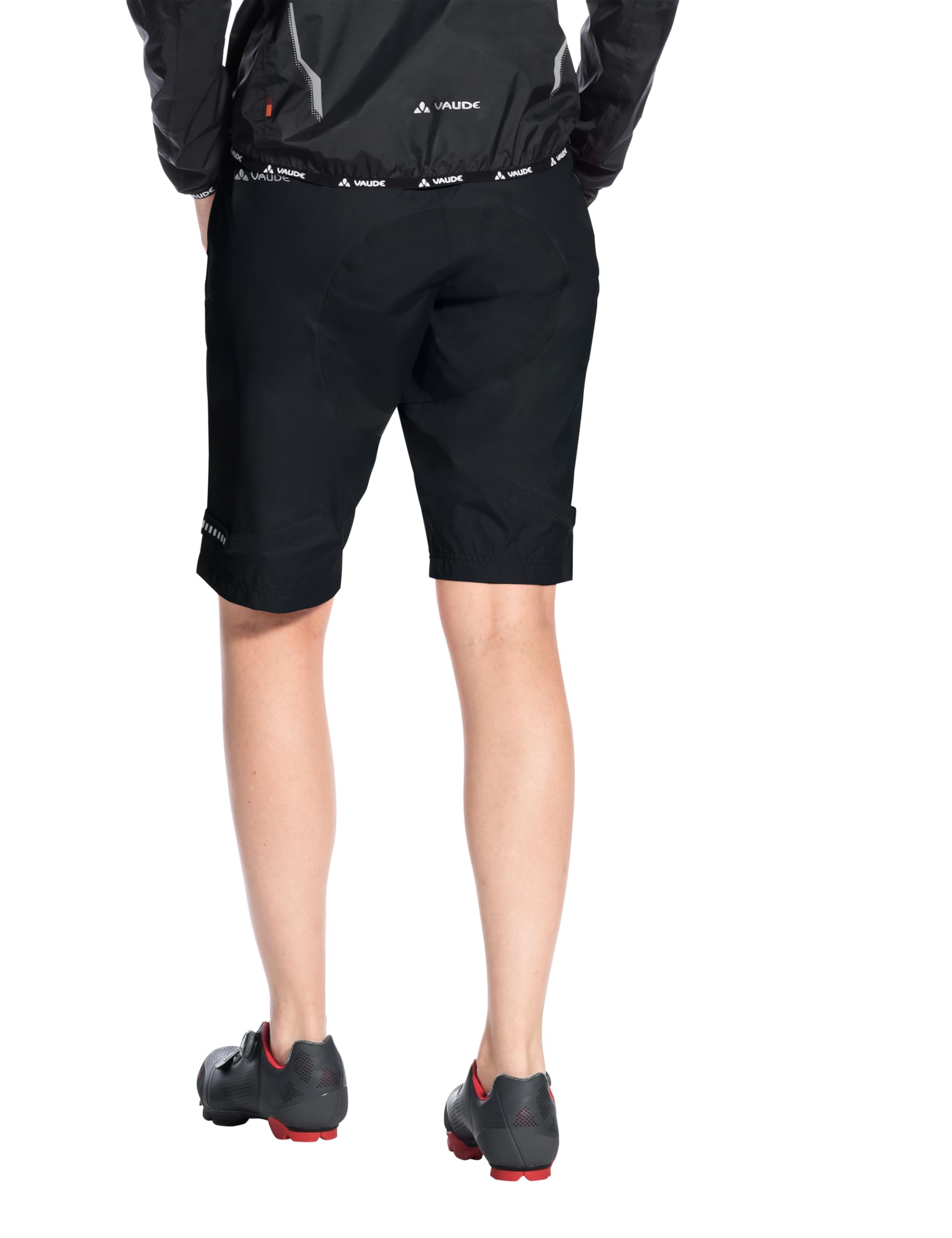 VAUDE Women's Drop Shorts - Lightweight Hiking Shorts for Outdoor Adventures, Travel & Casual Wear - Quick-Dry & Comfortable Activewear