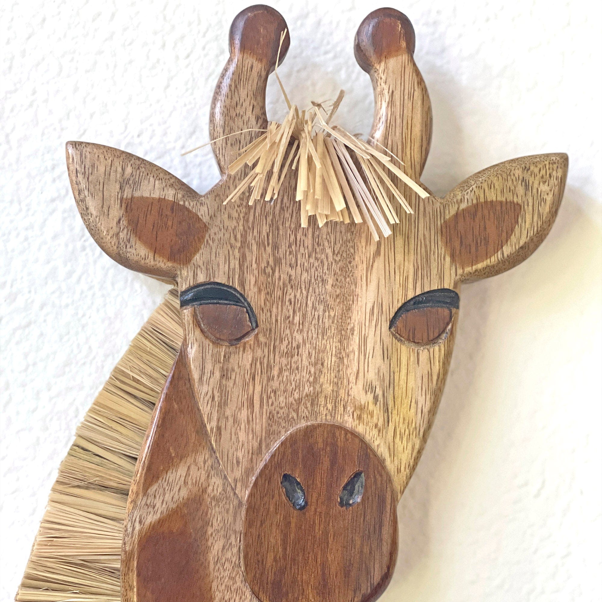 Adorable Baby Giraffe Wall Decor - Handmade Nursery Animal Themed Decoration for Kids Room & Baby Shower Gifts - Perfect for Jungle Safari Theme Bedrooms & Playrooms