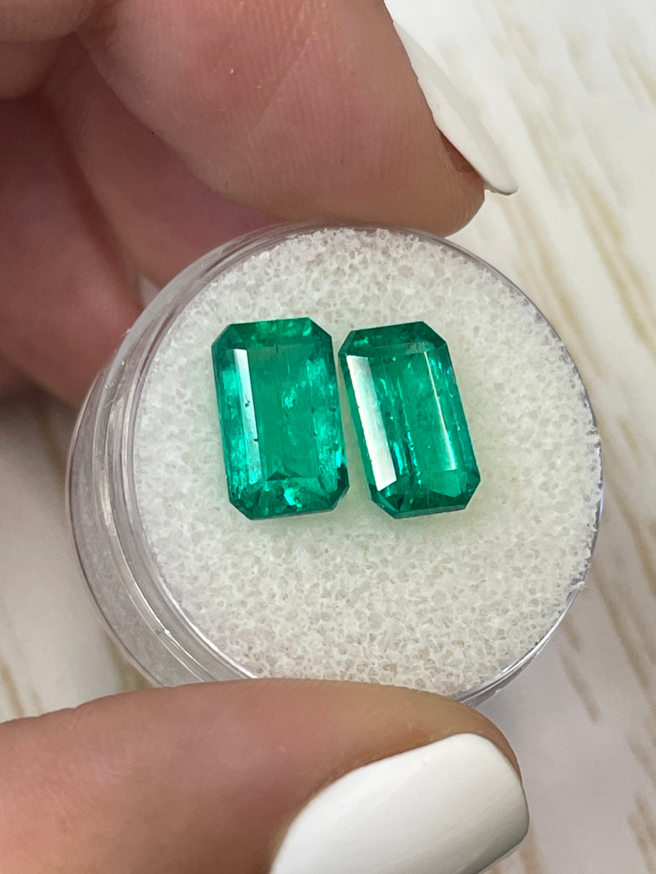 5.63tcw GIA Certified 11x7mm Loose Colombian Emerald Gemstones - Emerald Cut Fine Matching Pair for Jewelry Making, Engagement Rings & Luxury Gifts