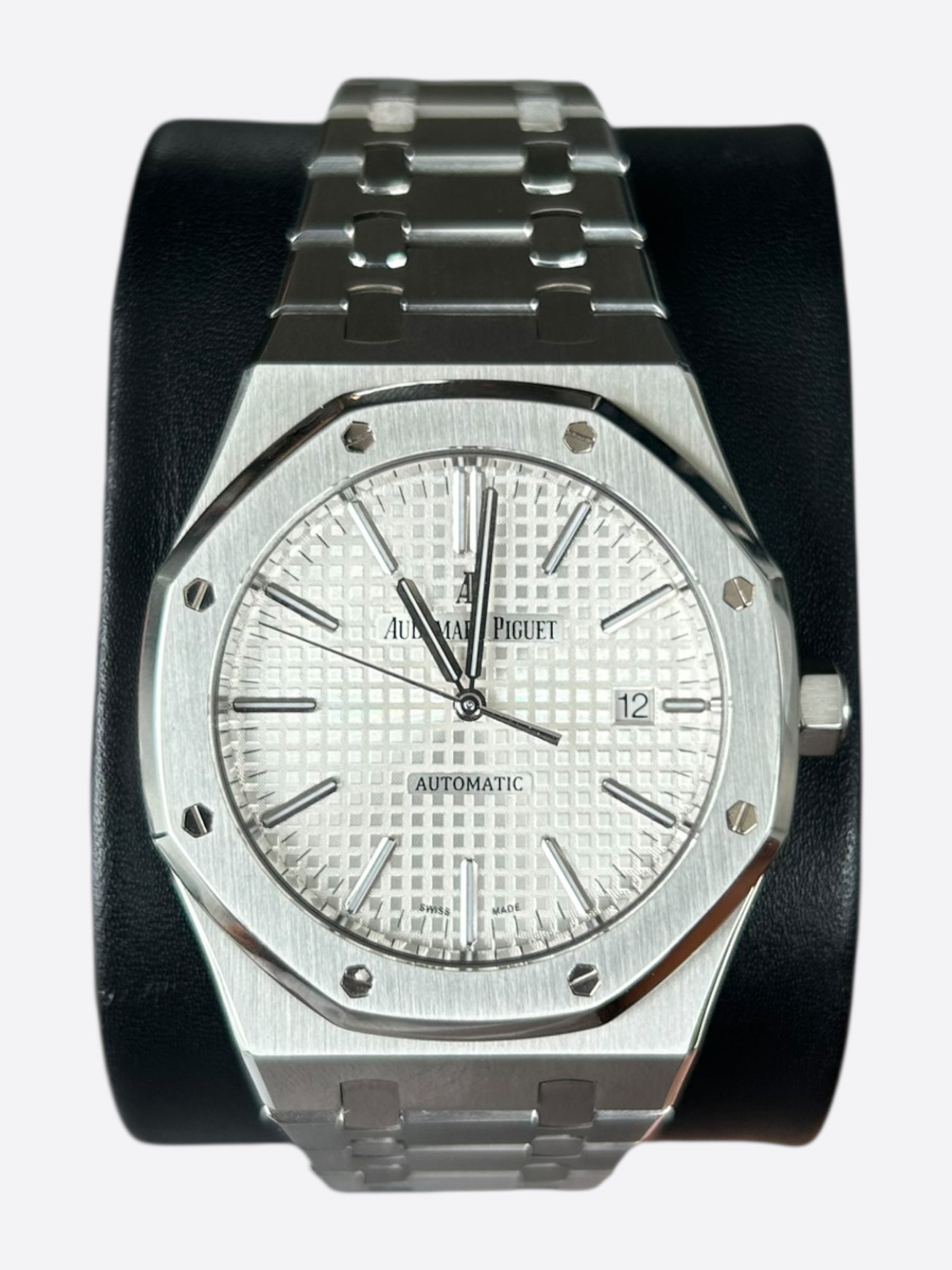 Audemars Piguet Royal Oak 41mm Stainless Steel Watch with White Dial - Luxury Timepiece for Men, Perfect for Business Meetings & Formal Events